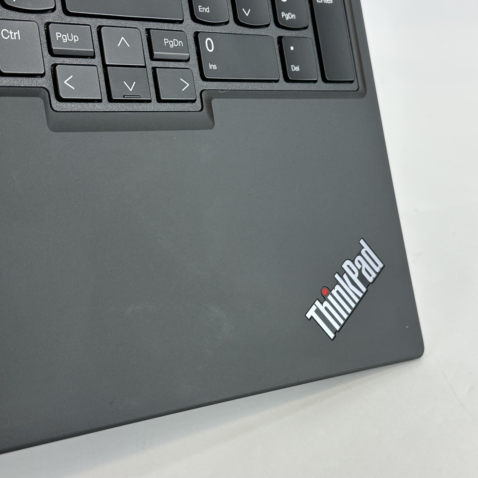 Lenovo ThinkPad P16s Gen 1 FHD+ 2.7 GHz Ryzen 7 PRO 6850U 32GB 1TB SSD Very Good