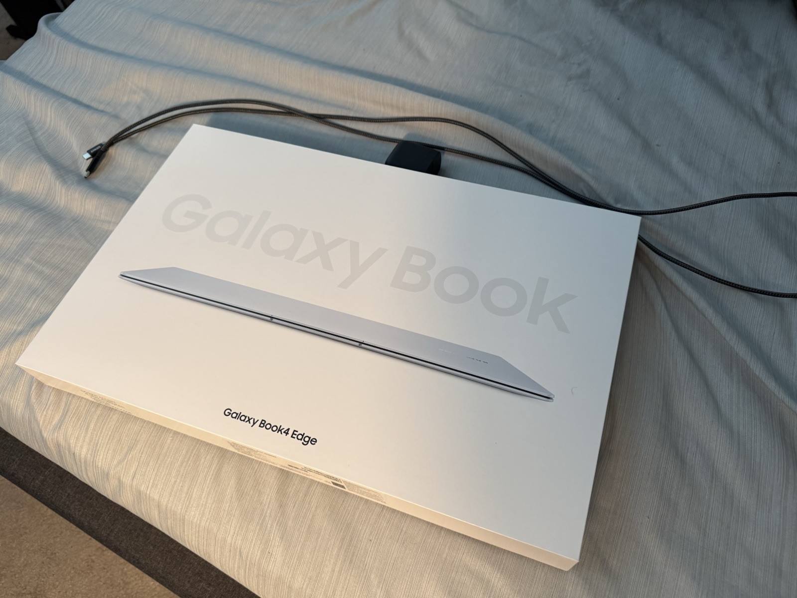 Samsung Galaxy Book4 Edge 16″ Snapdragon 16GB RAM Win11 Blue AI PC