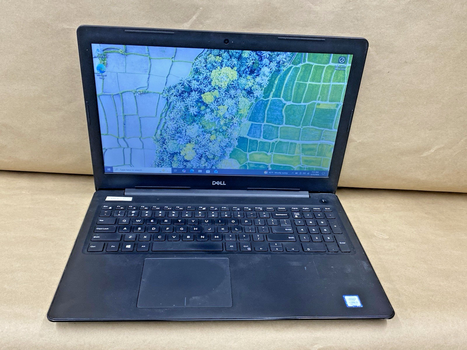 Dell Latitude 3590 – 15.5″ HD – i5-8250U – 8GB – 256GB SSD – Win 10 Pro – READ