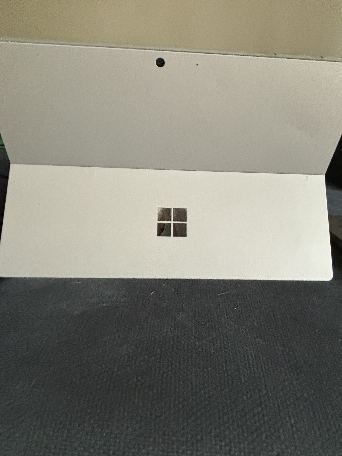 Microsoft Surface Pro 7 12.3″ (256GB SSD, Intel Core i5-1035G4, 8GB RAM) Laptop