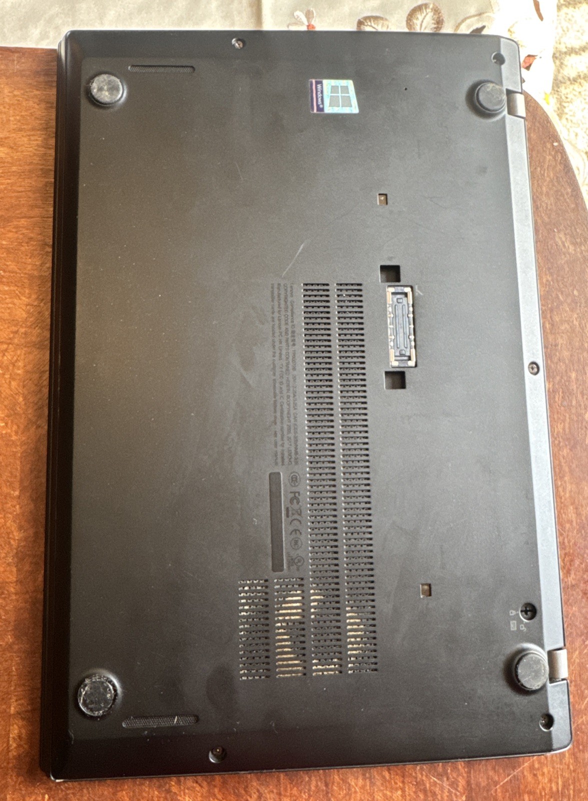 Lenovo ThinkPad T470s 14″ Intel i7-6600U 8GB Ram 256 SSD Laptop Win 10 w/Office