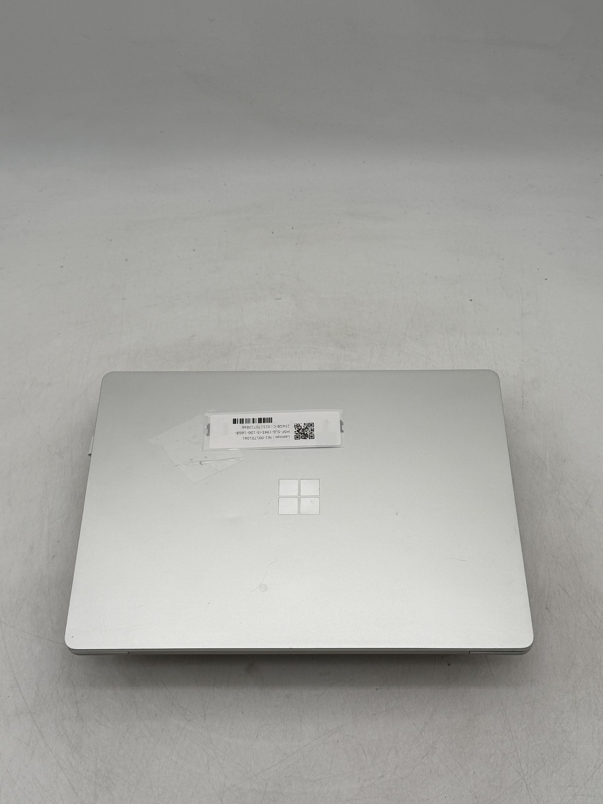 Microsoft Surface Laptop Go 12.3in i5-1035G1 16GB 256GB NO OS READ