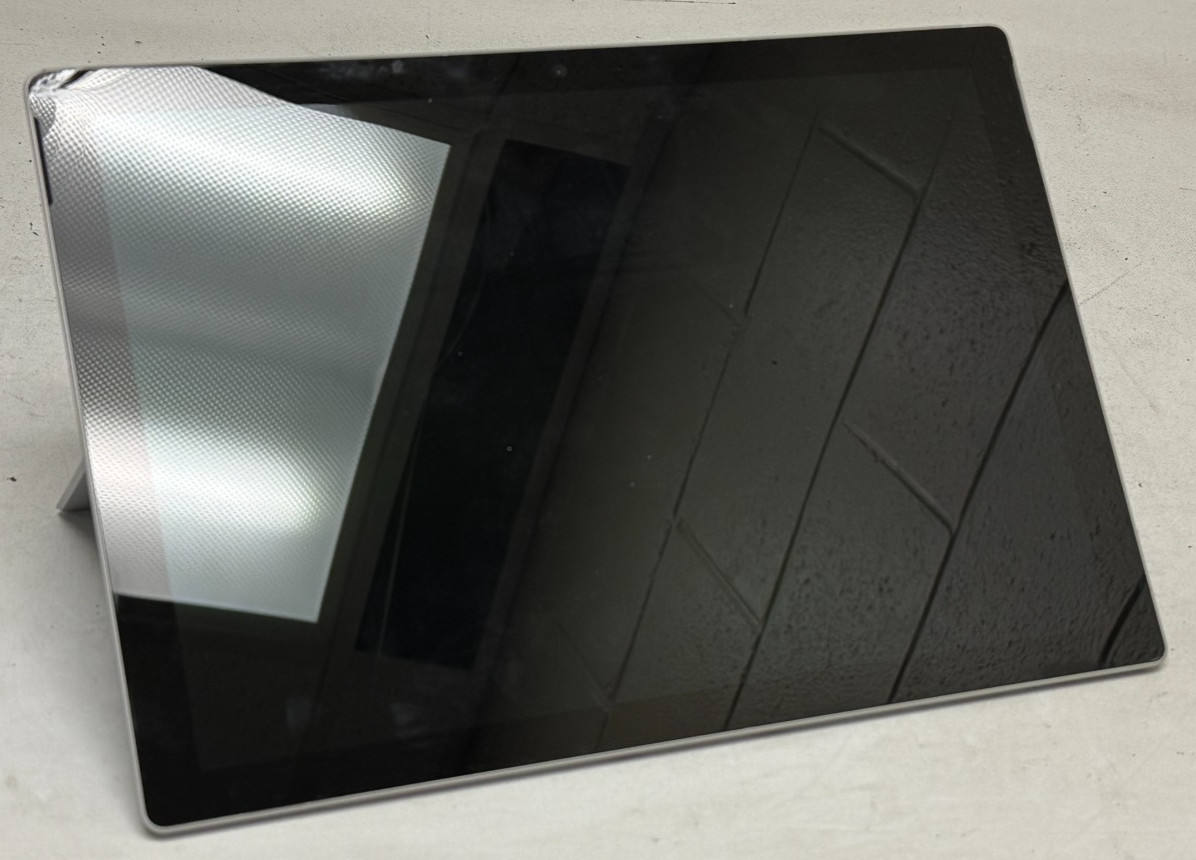 Microsoft Surface Pro 6 (i5-7300u – 4GB RAM – 128GB – Win11Home) – Lot of 4