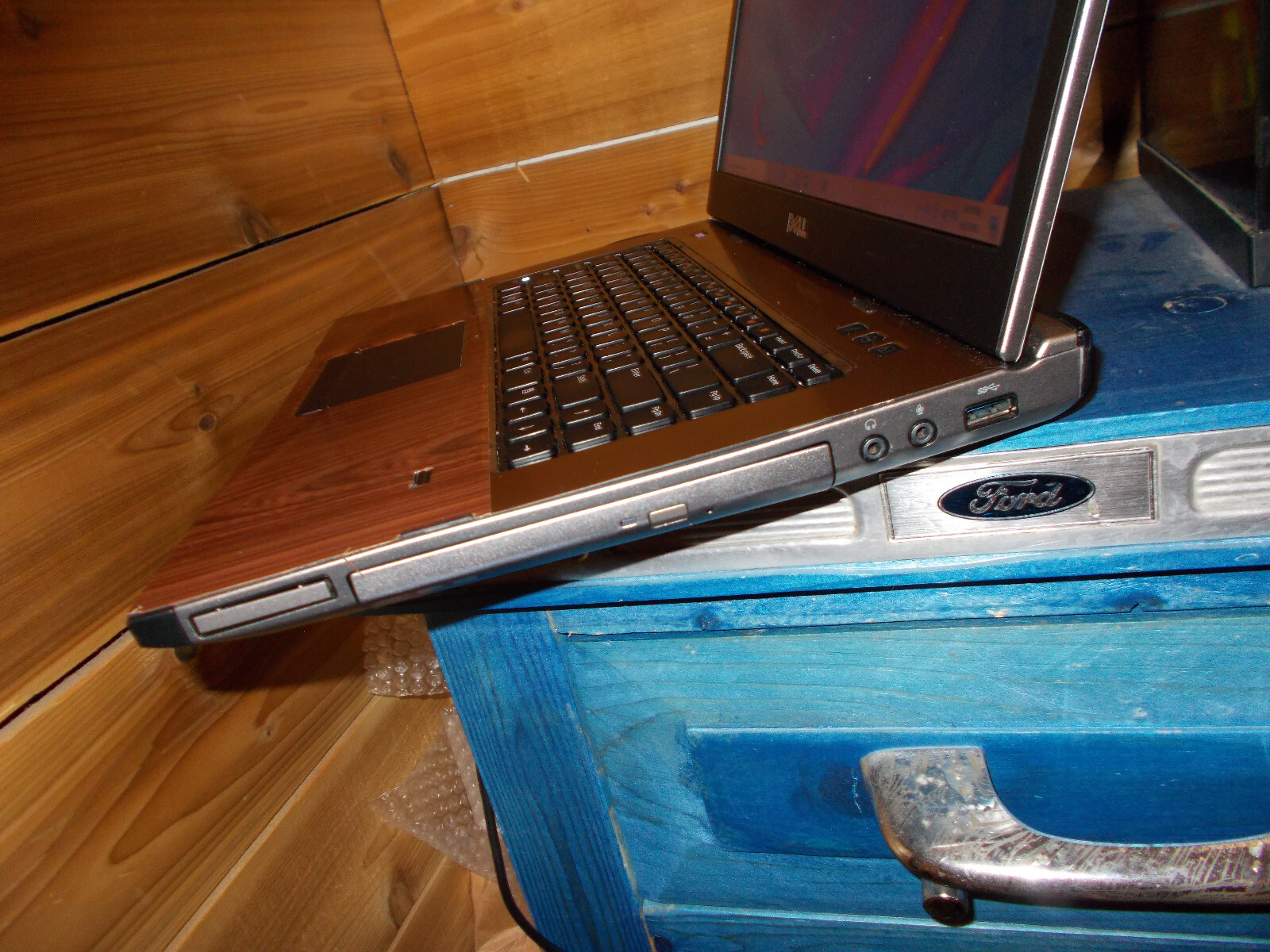 Dell Vostro MAESTRO 3550 i7 2.8-3.5ghz 500gb 8gb 15.6
