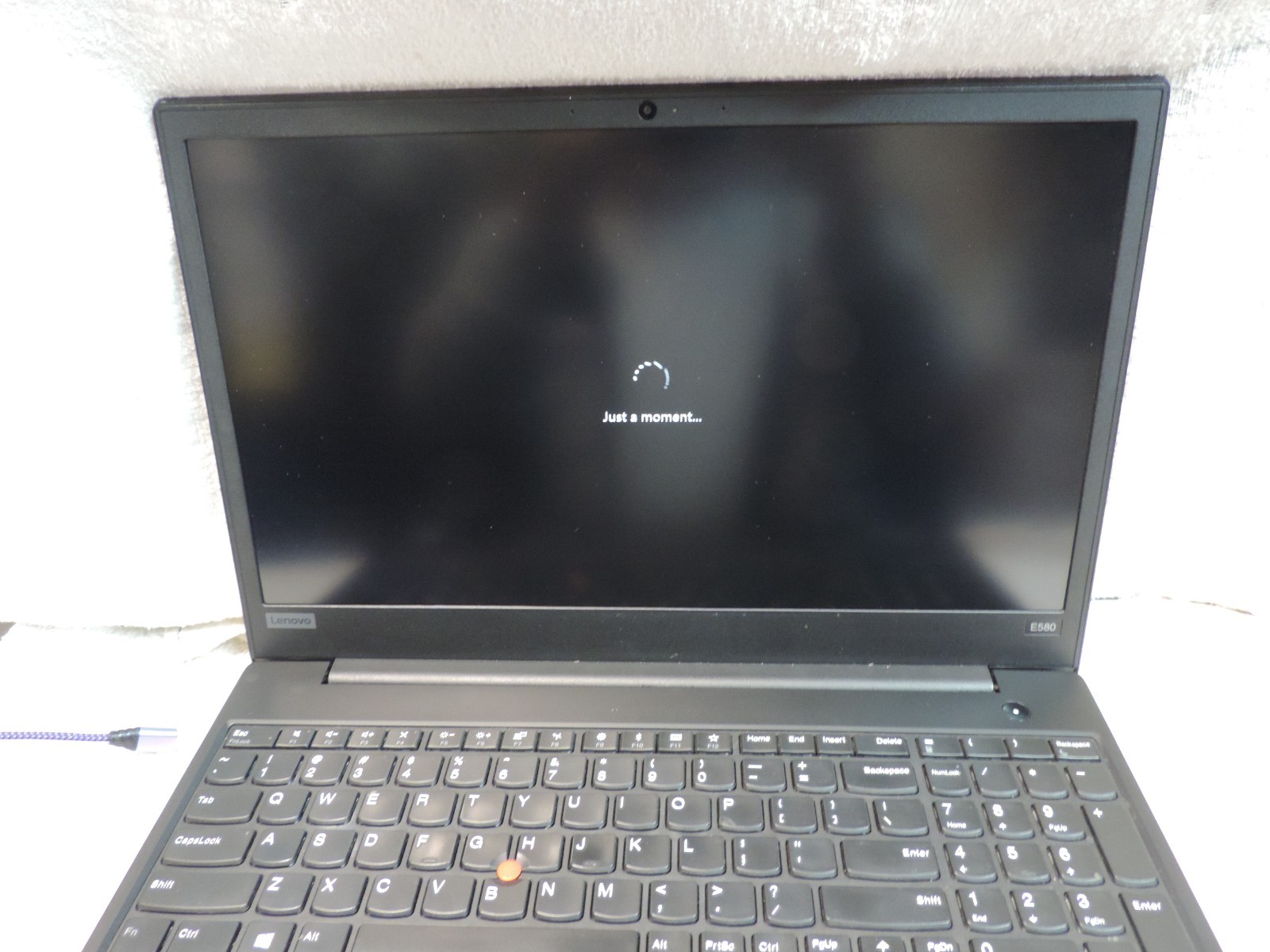 LENOVO THINKPAD E580 | INTEL i3-8130U memory 8GB No HD 15.6 in.