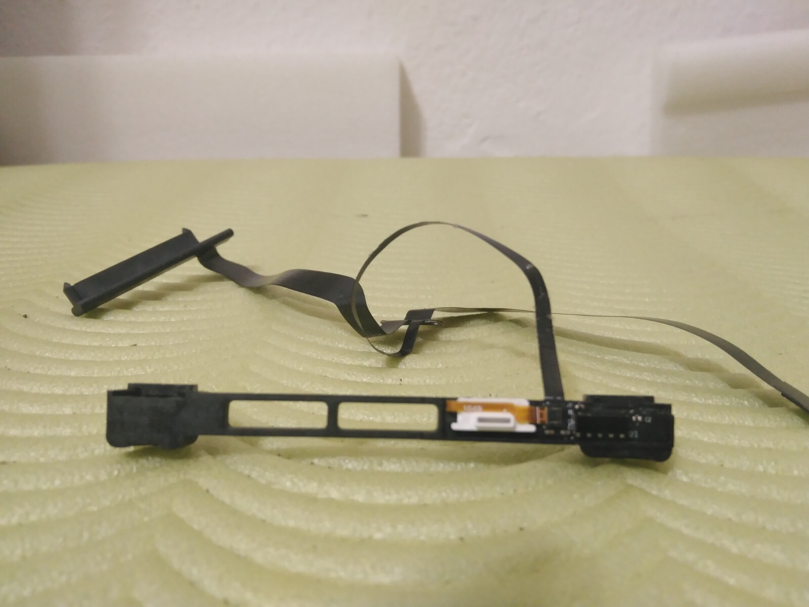 Apple MacBook Pro 13″ A1278, Mid 2009 2010caddy Exact Connector
