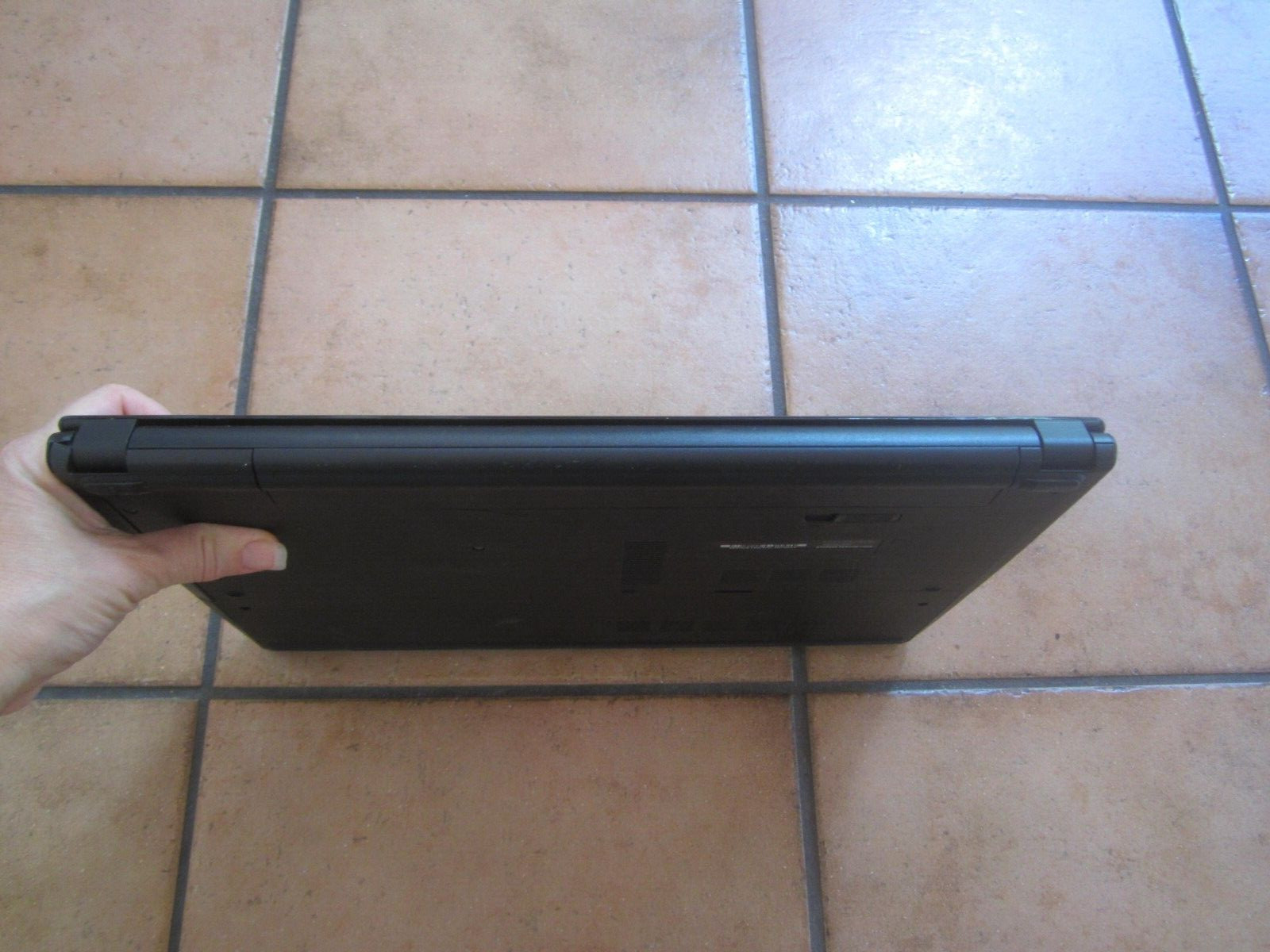 Dell Inspiron 15 5555 Laptop 2GHz 6GBRAM 500GBHD SCREEN INTACT NoPwrCord – WORKS
