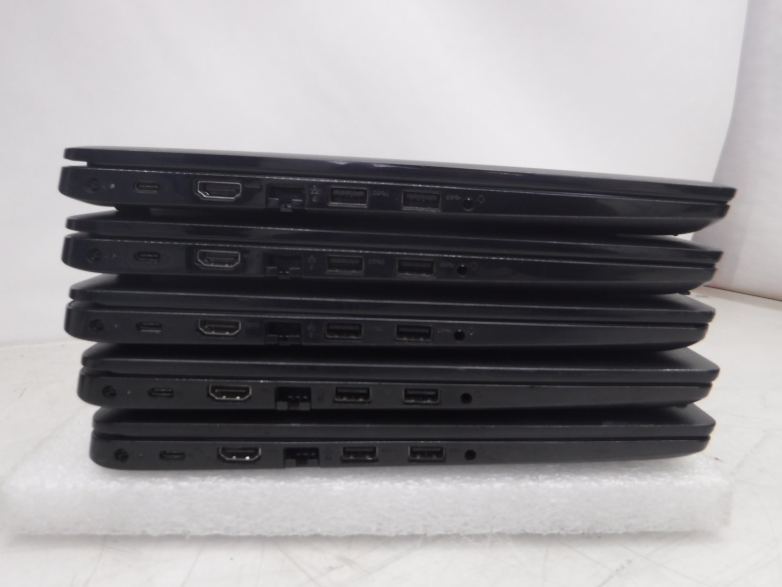 QTY 5 Dell Latitude 3400 i7-8565U 1.80GHz NO RAM NO SSD NO OS T4-C17