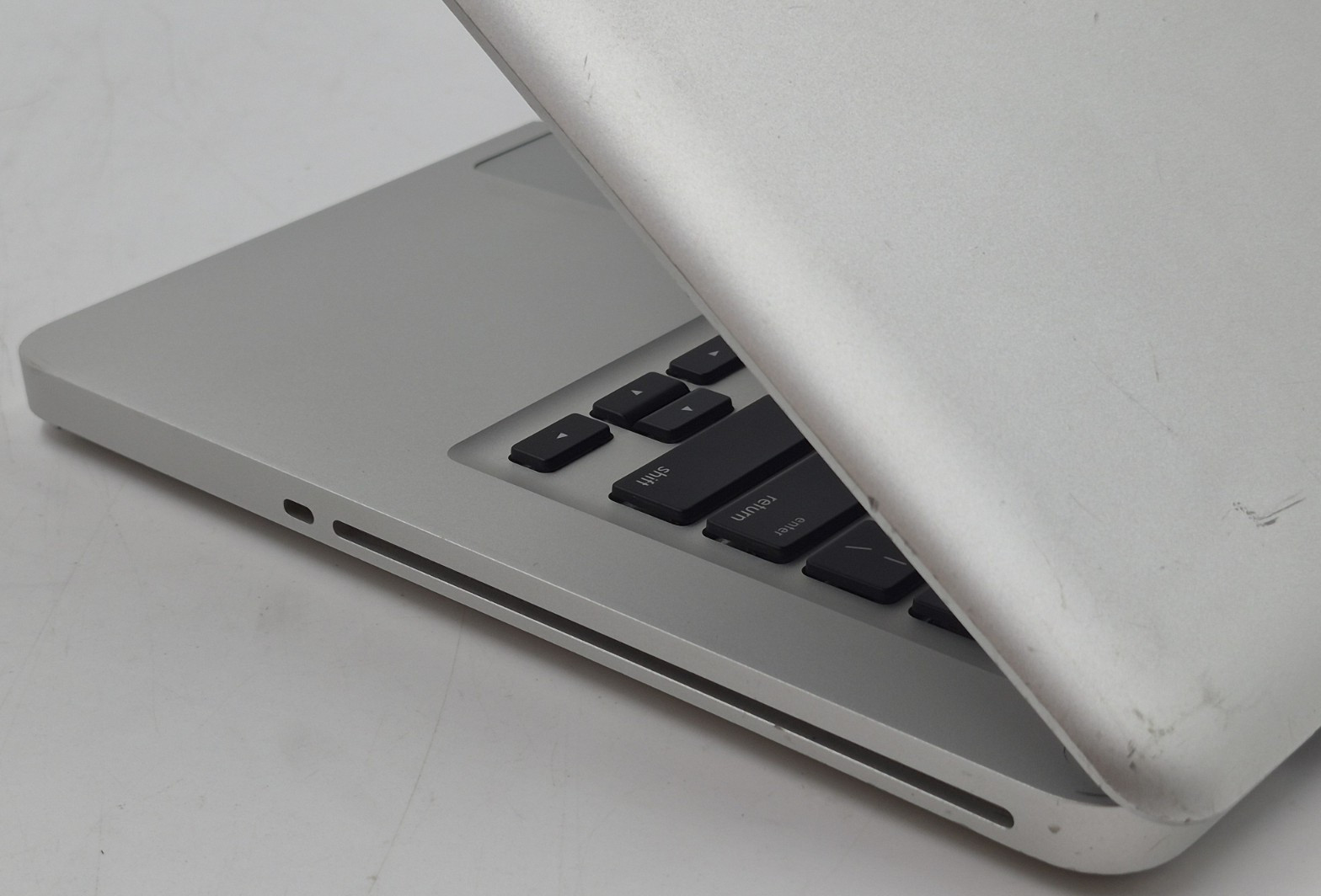Apple MacBook Pro 13″ Mid 2012 i5-3210M 2.50GHz 4GB RAM 240GB SSD