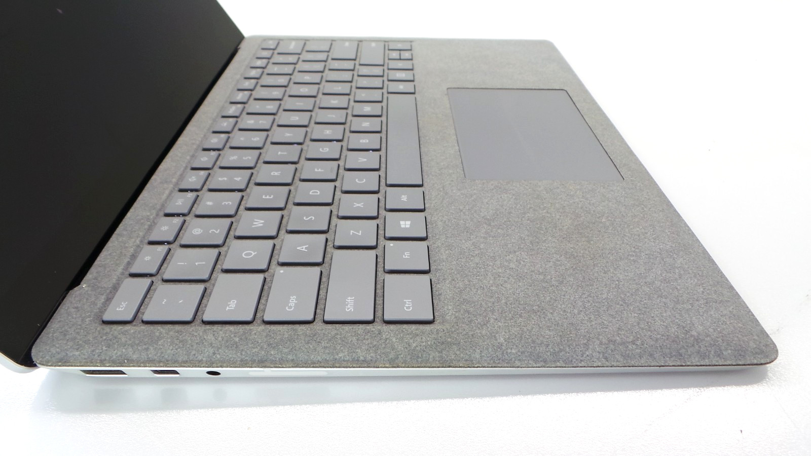 Microsoft Surface Laptop 2 | 13.5″ Touch | i7-8650U 1.90GHz 16GB RAM 512GB SSD