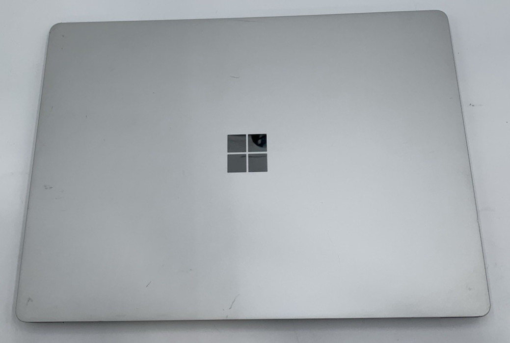Microsoft Surface Laptop 2 1769 i7-8650U 1.9GHz 8GB DDR4 256GB SSD Silver C/Dent