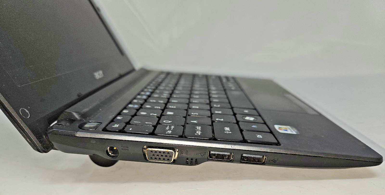 Acer Aspire One D260-2380 10.1″ Netbook N450 • 2GB • 160GB, Win 7 Starter S1 478