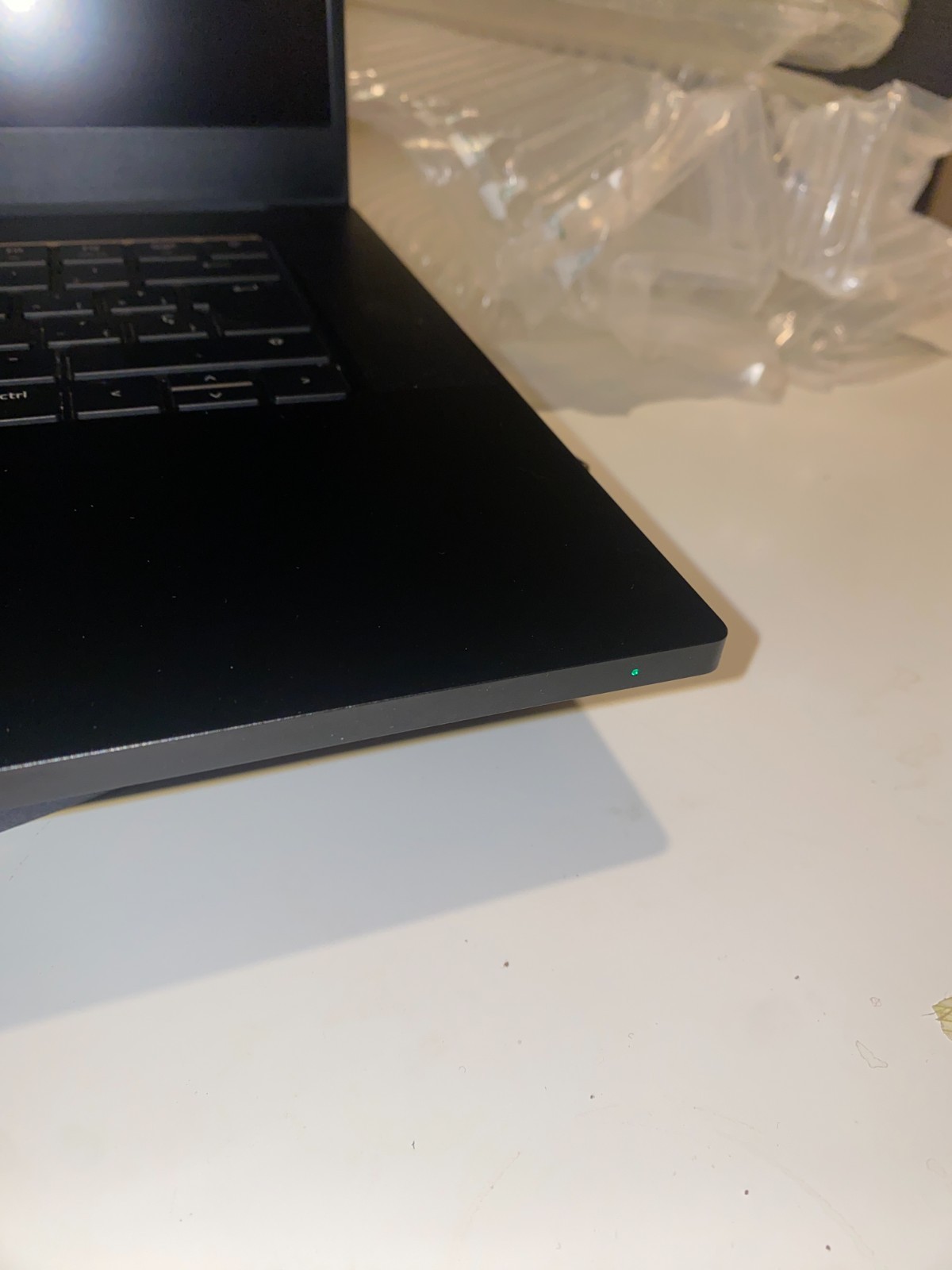 Razer Blade 15 Advanced Model 15.6″ 1TB SSD i7