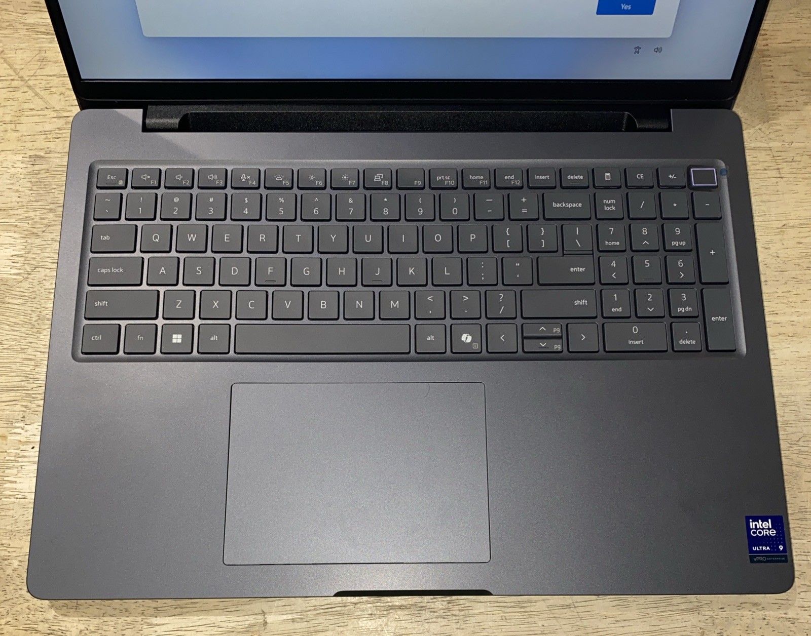 Dell Pro Max 16 Ultra 9 285H NVIDIA RTX PRO 2000 1TB 32GB