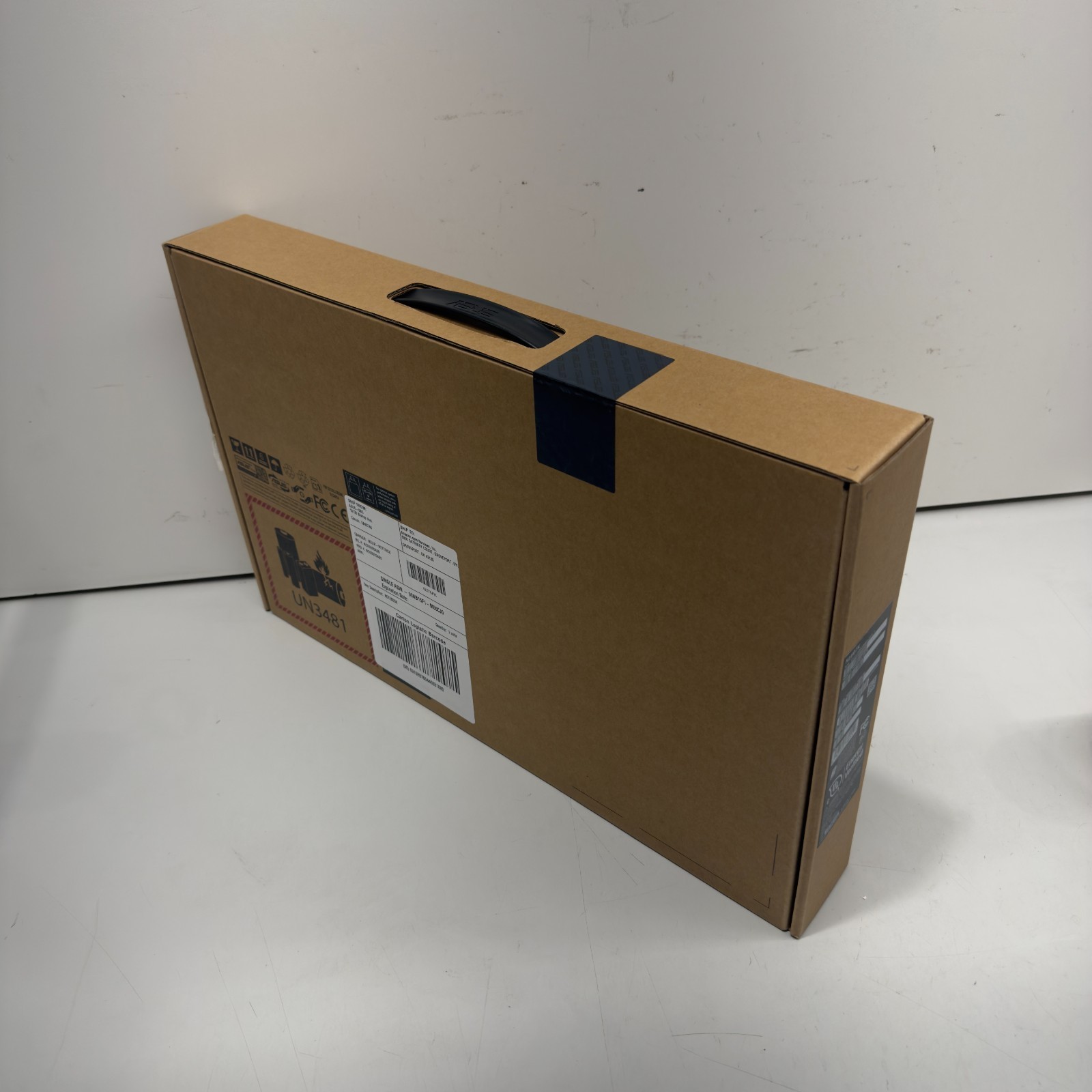 (NEW SEALED) ASUS Vivobook 16 Laptop, Copilot+ PC AMD Ryzen AI 7 350/16GB/1TB