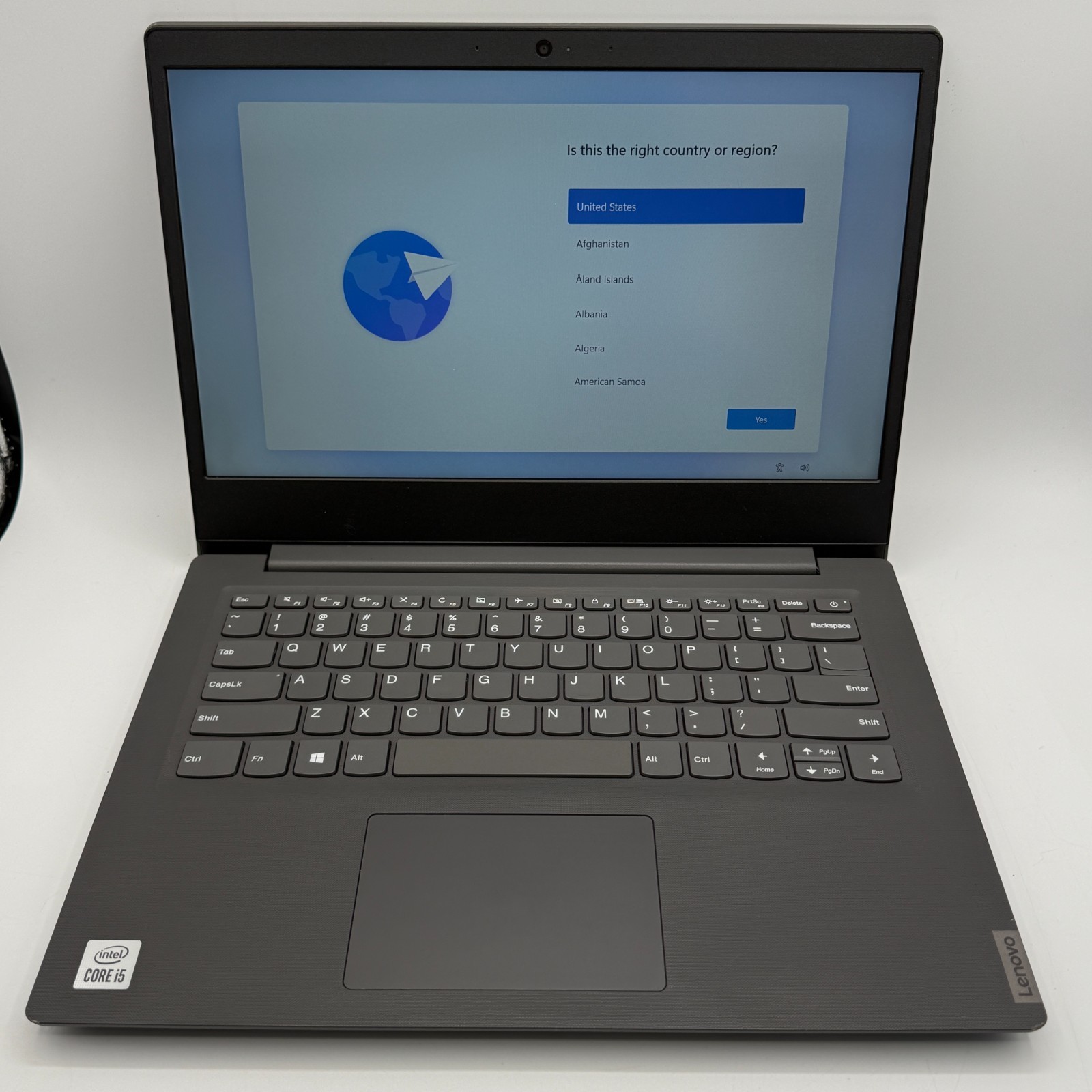 Lenovo V14-IIL 14″ i5-1035G1 8GB RAM 256GB SSD Win 11 Pro Laptop Battery 94%