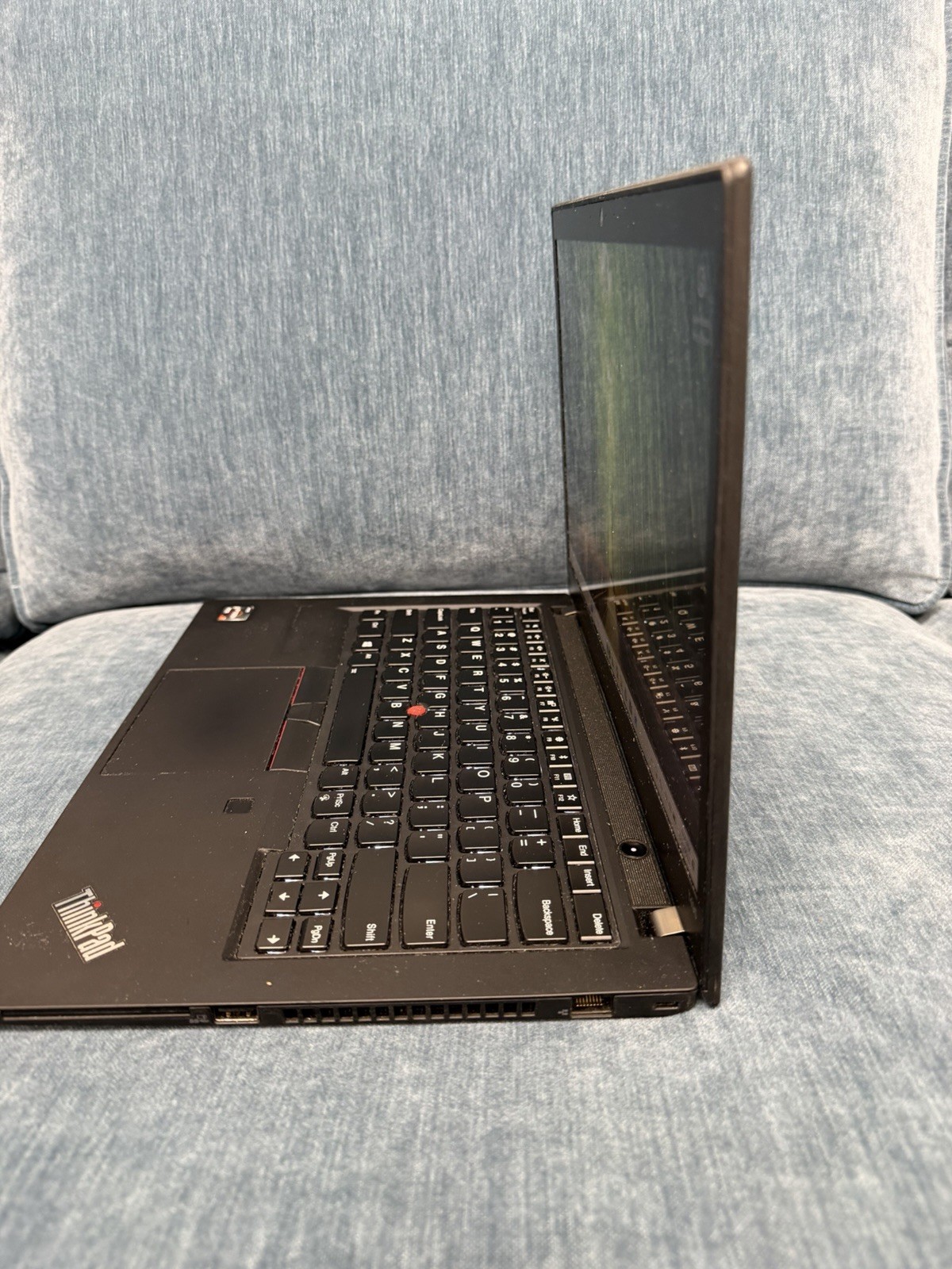 Lenovo ThinkPad T495: Screen 14″ / Ryzen 7 3700U / RAM 16Gb / SSD 512Gb / Win 11