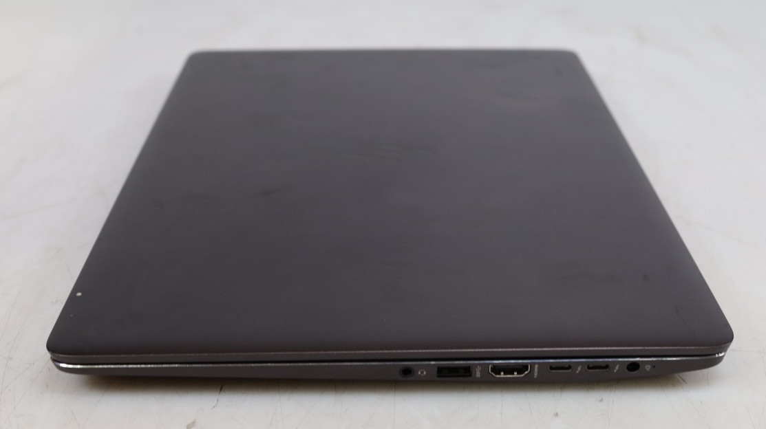 HP ZBook Studio G4 15.3″ Intel i7-7700HQ 8GB DDR4 256GB SSD No COA OS