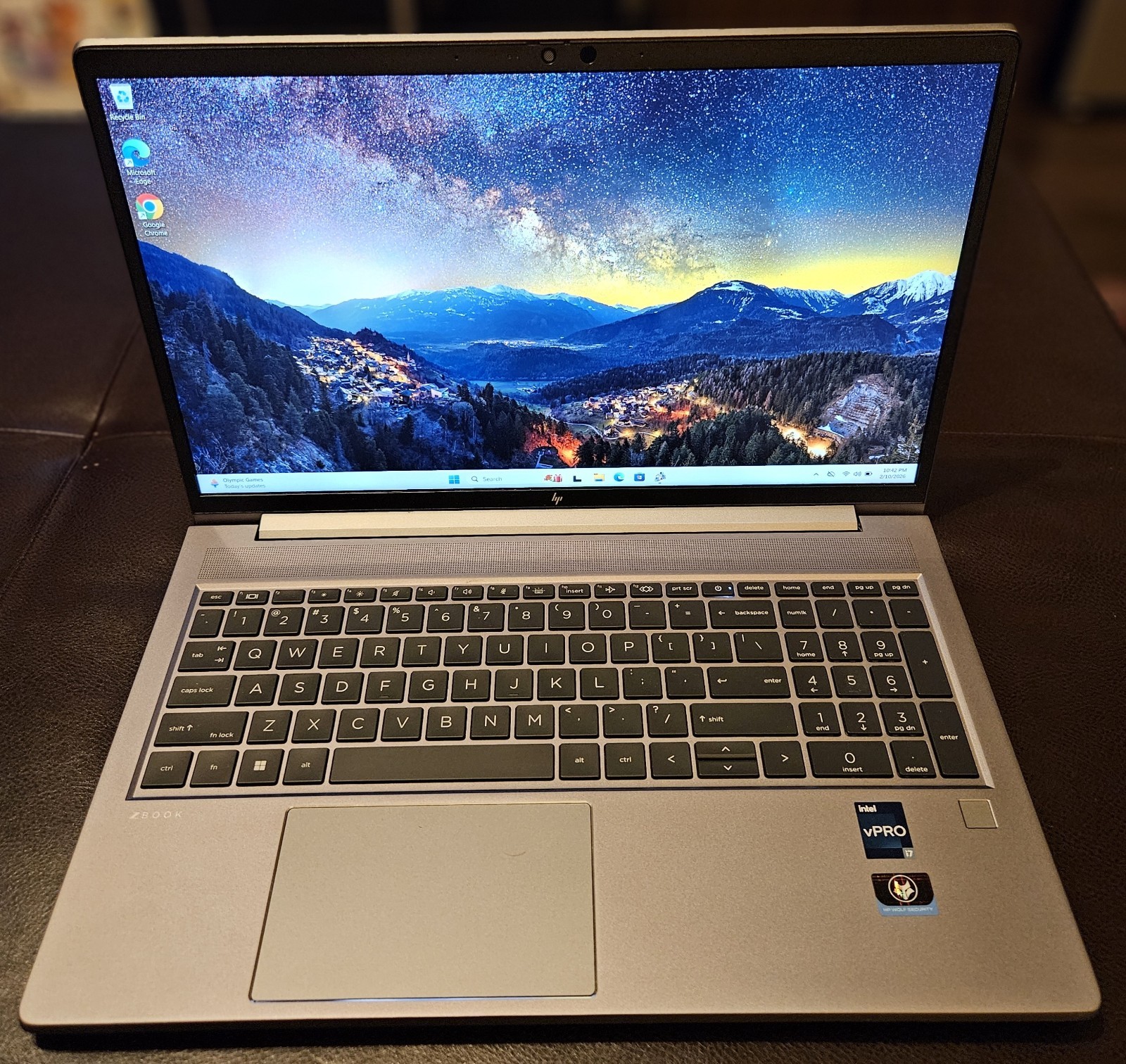 HP ZBook Laptop 15-Inch – i7 14-Core – 32GB RAM – 2TB SSD – Nvidia RTX – MINT