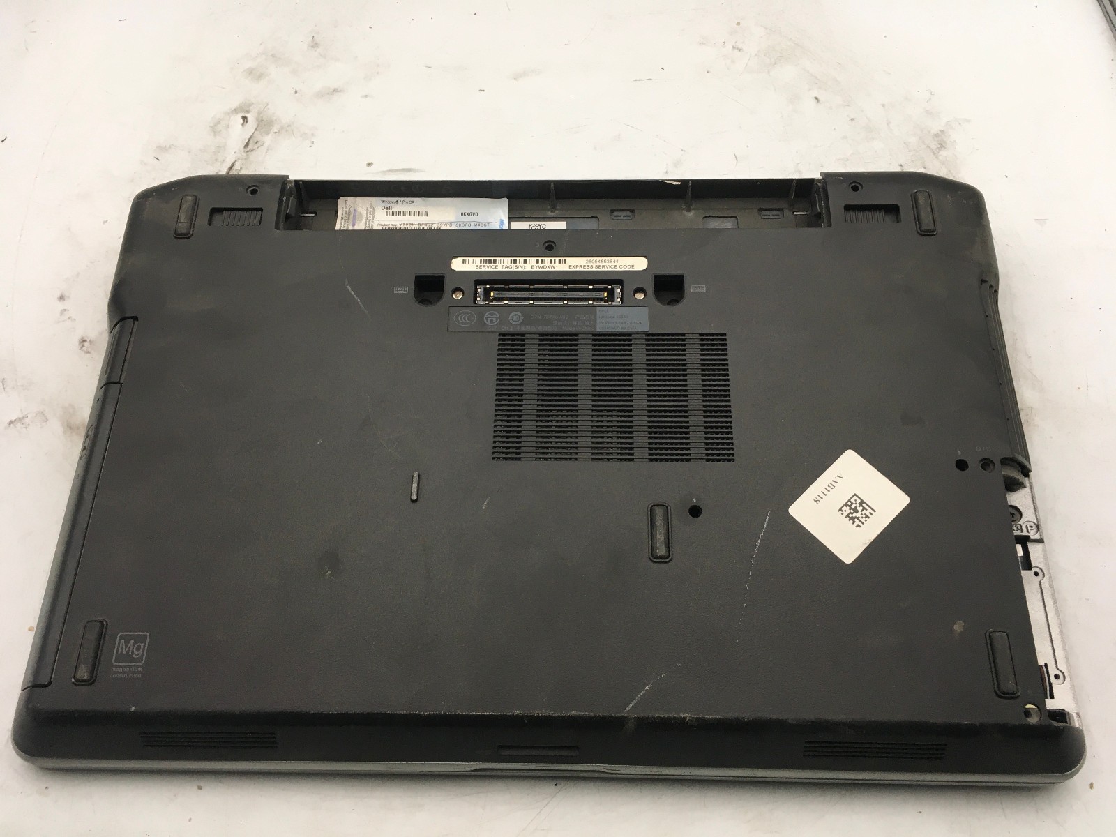 DELL LATITUDE E6330 – FOR PARTS/NO BOOT – INTEL I5 3RD GEN – NO RAM – READ – BB!