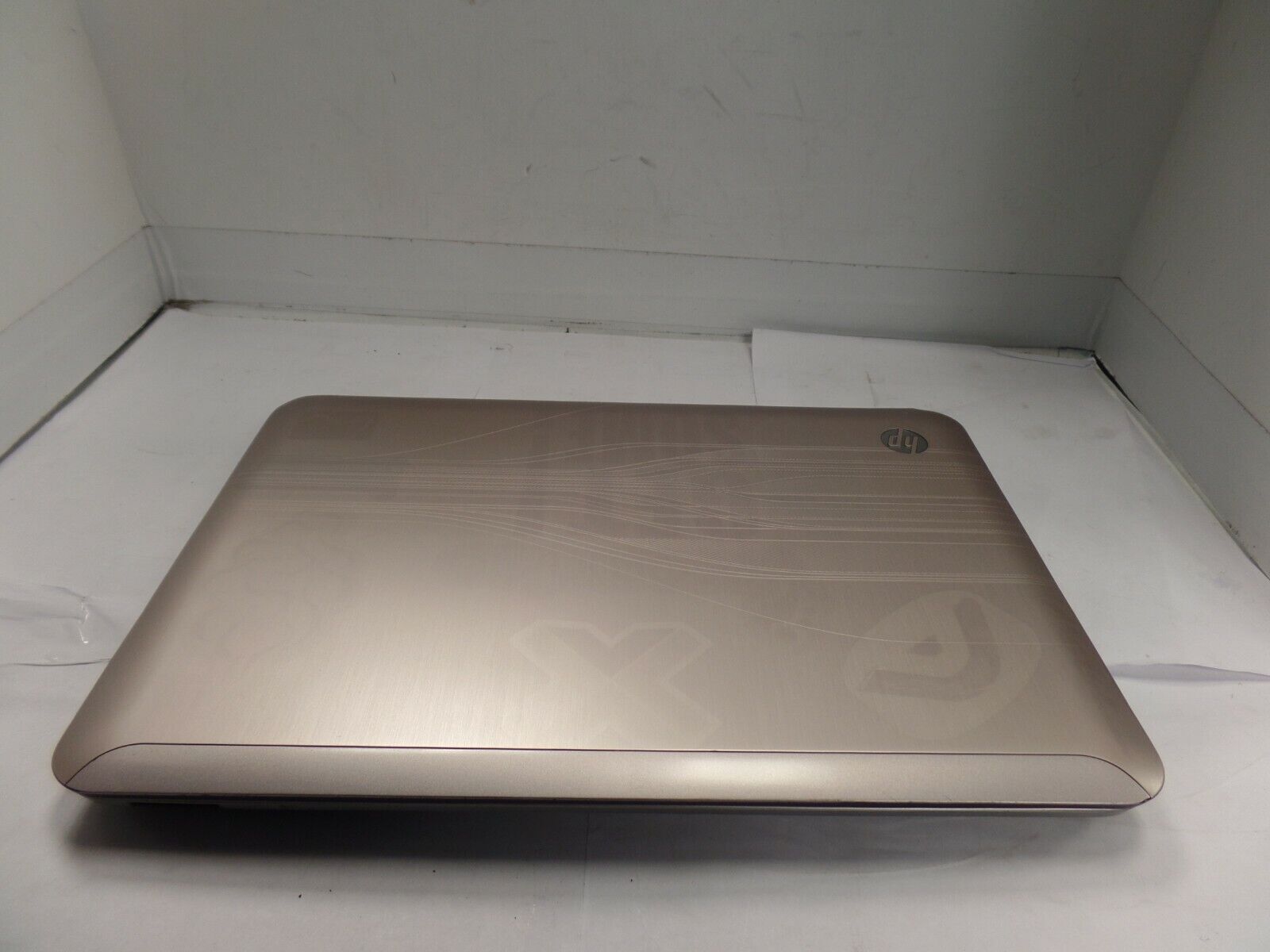 Brushed Aluminum 14″ HP Pavilion dm4-1277sb 2.3GHz i5-M460 4GB 320GB Win10