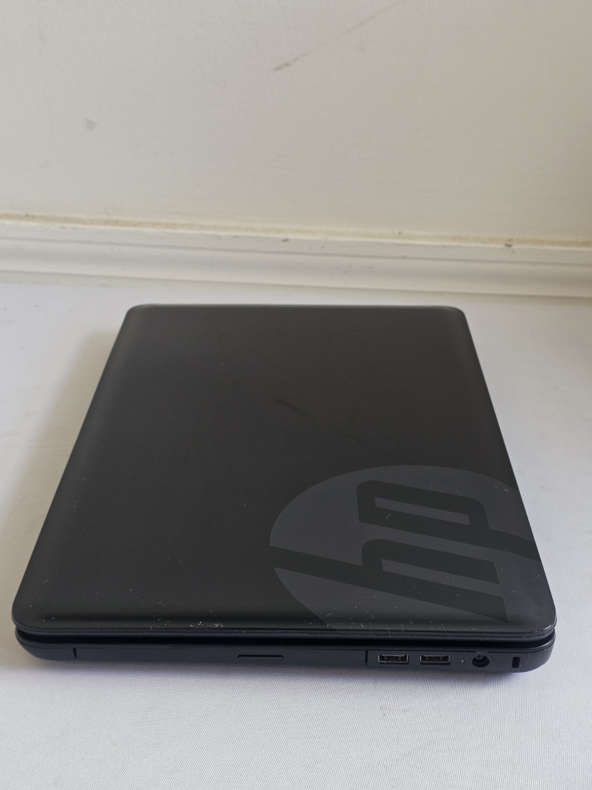 HP Notebook 2000 Laptop – AMD E-300 – 8GB RAM – 250GB HDD – Windows 10