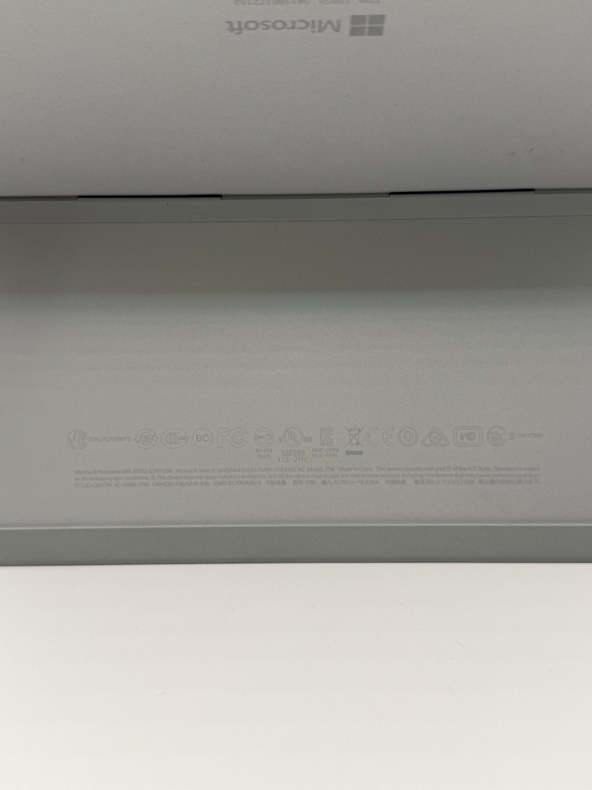 Microsoft Surface Pro 5 i5 4GB 128GB + Blue Type Cover