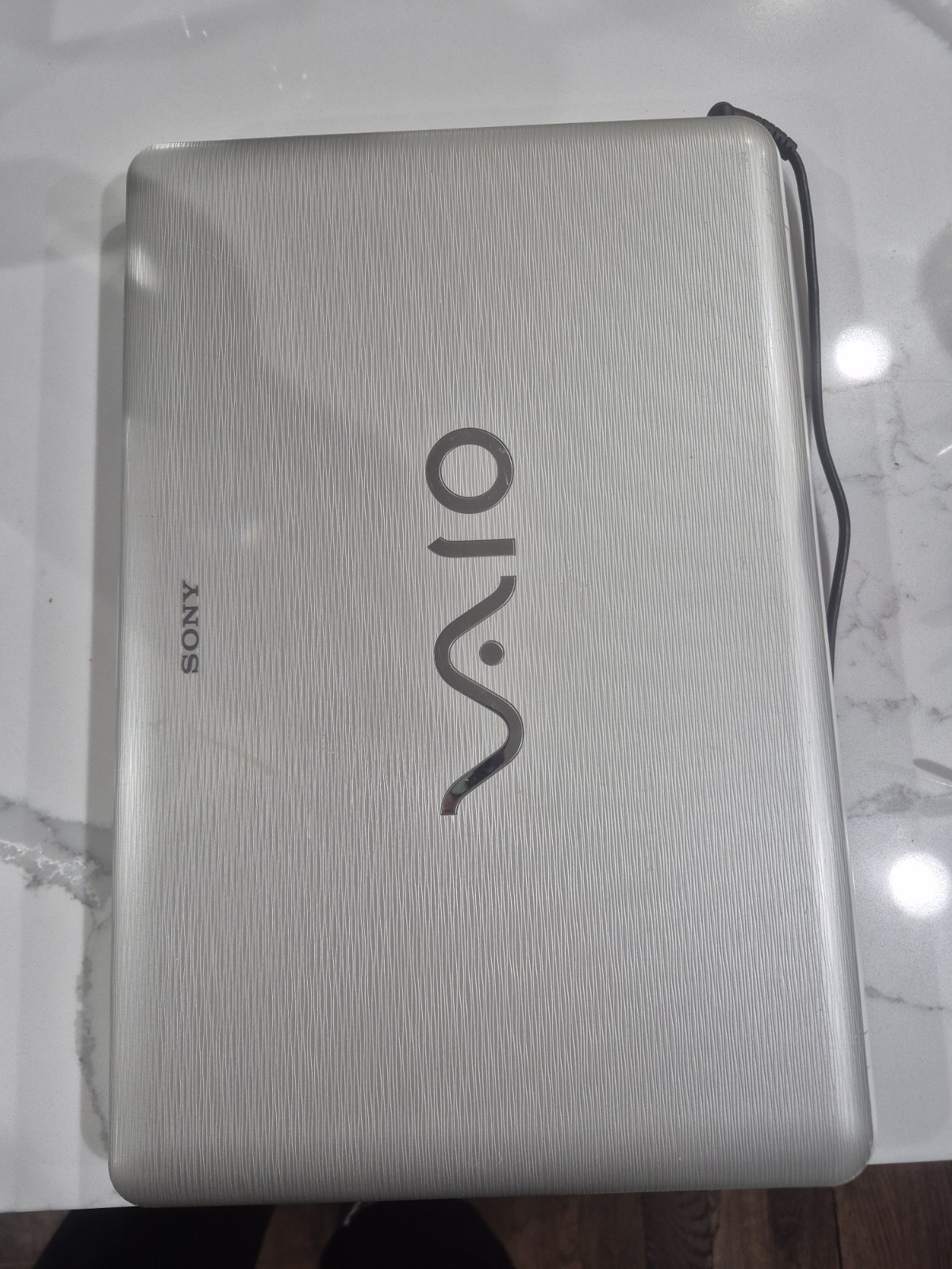 Sony Vaio VGN-NW242F Intel Core 2 Duo T6600 2.2GHz 4 GB NO HDD