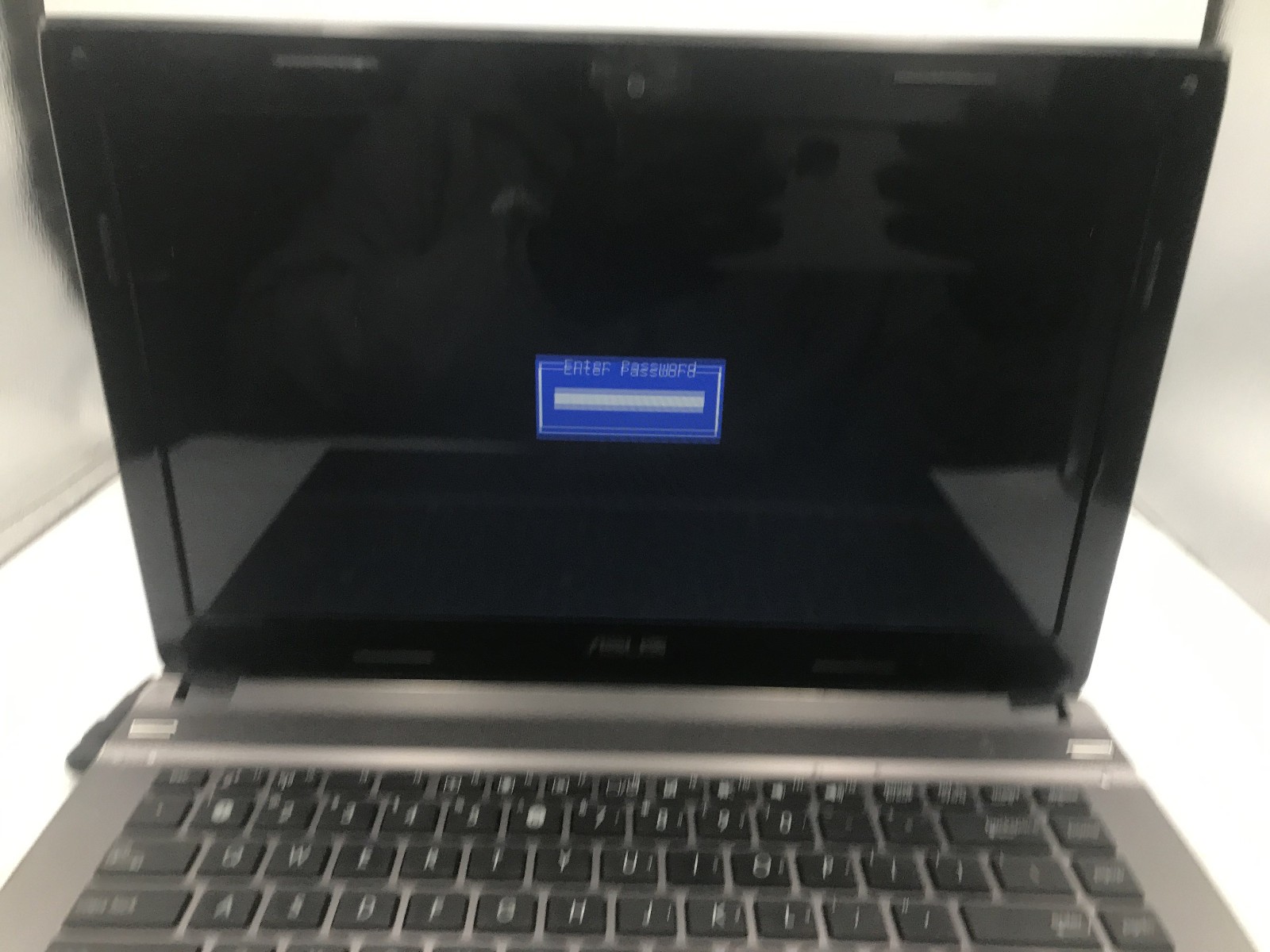 ASUS U43F BBA6 LAPTOP – FOR PARTS/BIOS LOCK – INTEL I5 1ST GEN – NO RAM -READ-BB