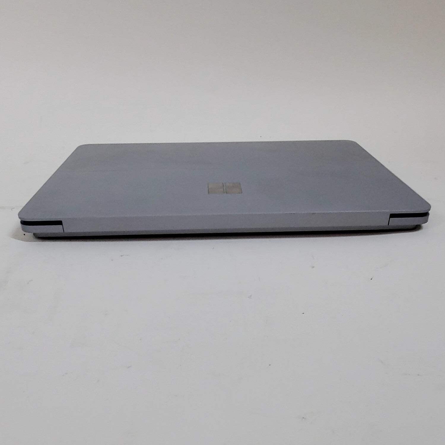 Microsoft Laptop Studio 1 1964 14.4″ i7 3.3GHz 16GB RAM 512GB SSD RTX 3050 Ti
