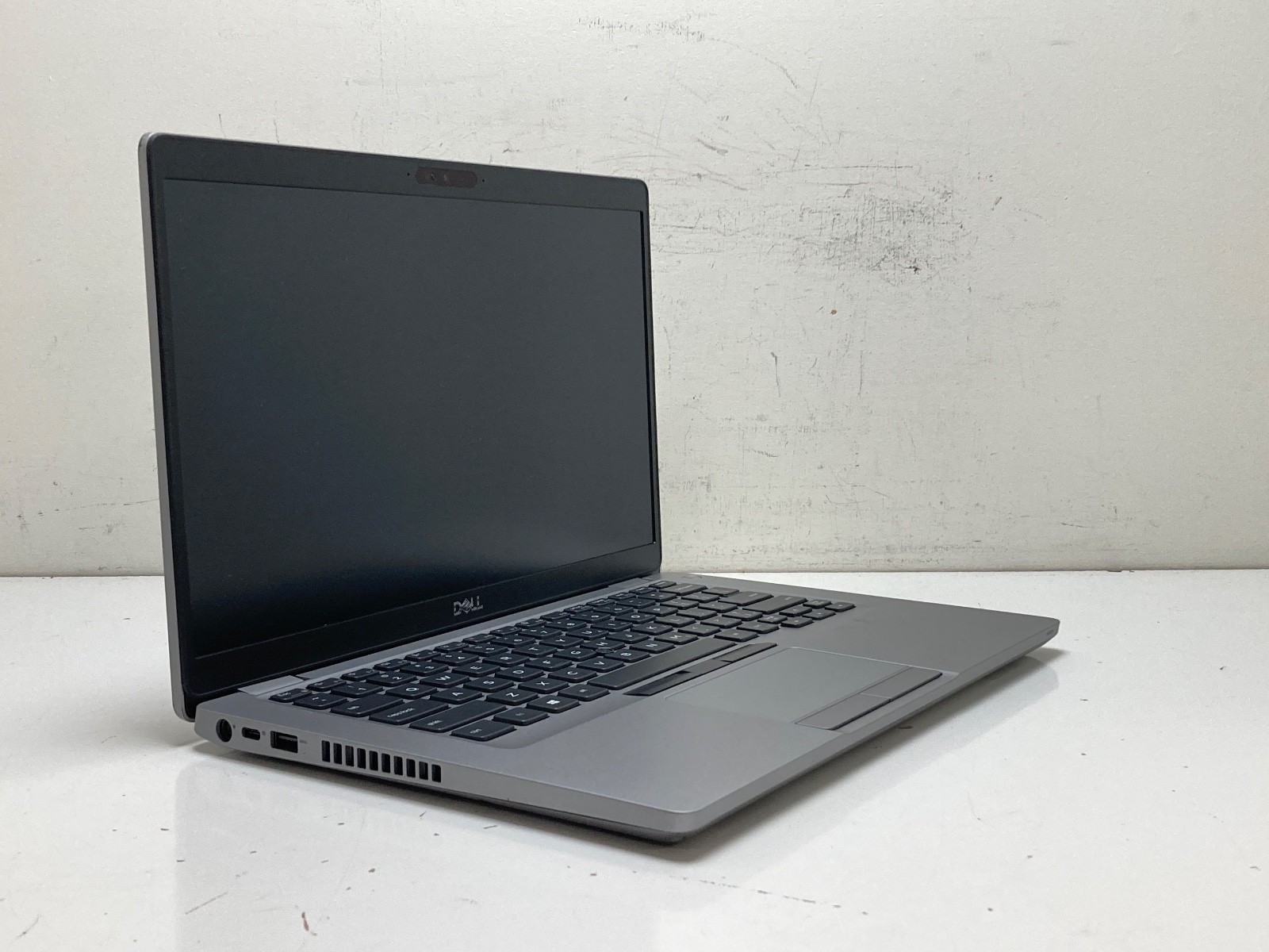 Dell Latitude 5410 | i5-10310U | 16GB RAM | 256GB NVMe | LINUX | READ