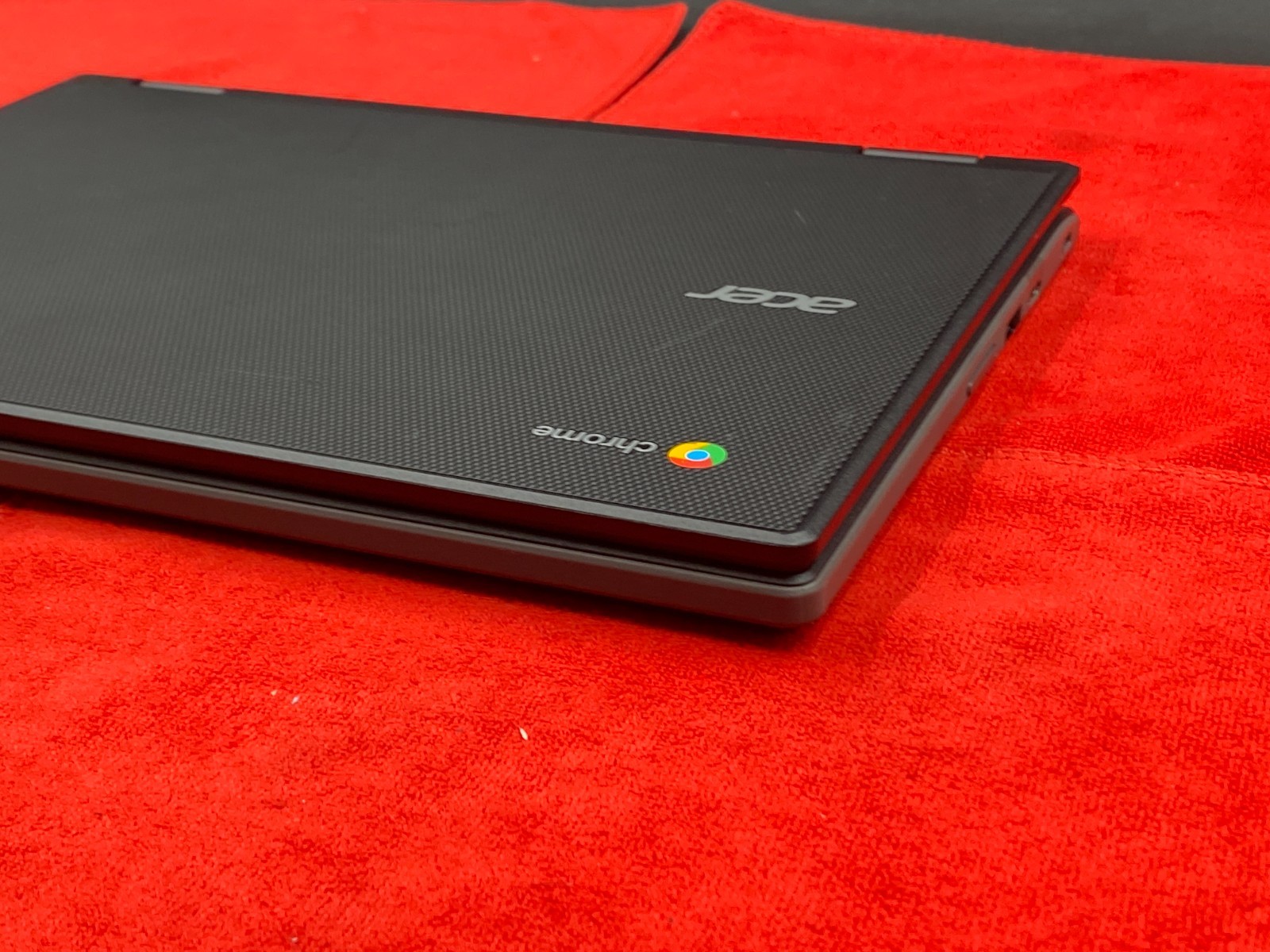ACER CHROMEBOOK SPIN 311 R721T TOUCHSCREEN 11.6″ AMD A6 4GB RAM 32GBeMMC GRADE B