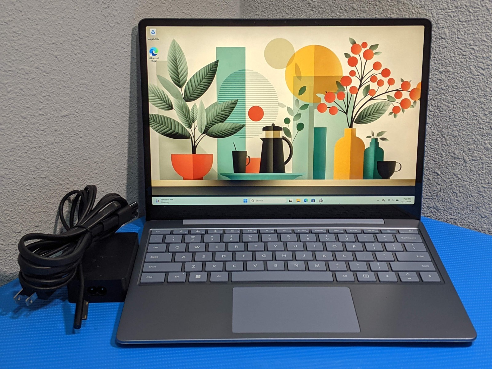 MS Surface Laptop Go 2 2013 12.4″1536×1024 TOUCH i5-11 2.4GHz 8GB 128GB W11H +PA