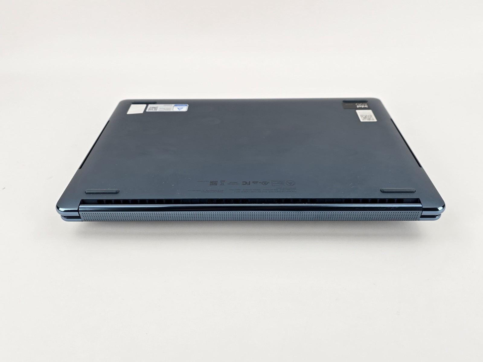 Lenovo Yoga Book 9i Dual 13.3″ 2.8K OLED Ultra 7 155U 16GB 1TB – Used – READ
