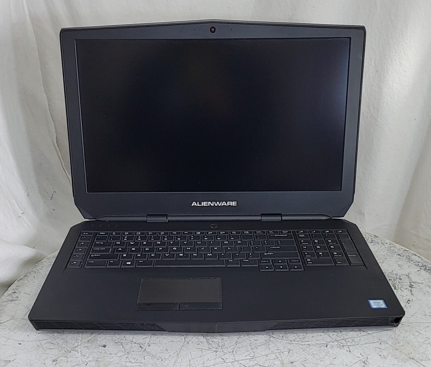 ALIENWARE 17 R3 P43F Laptop Core I7-6770HQ 16GB 1TB SEE NOTES