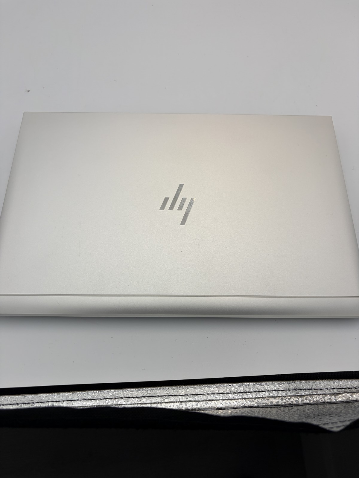 HP EliteBook 840 G8 (2020) 11th Gen Intel(R) Core(TM) i7-1165G7 16GB RAM 512GB S