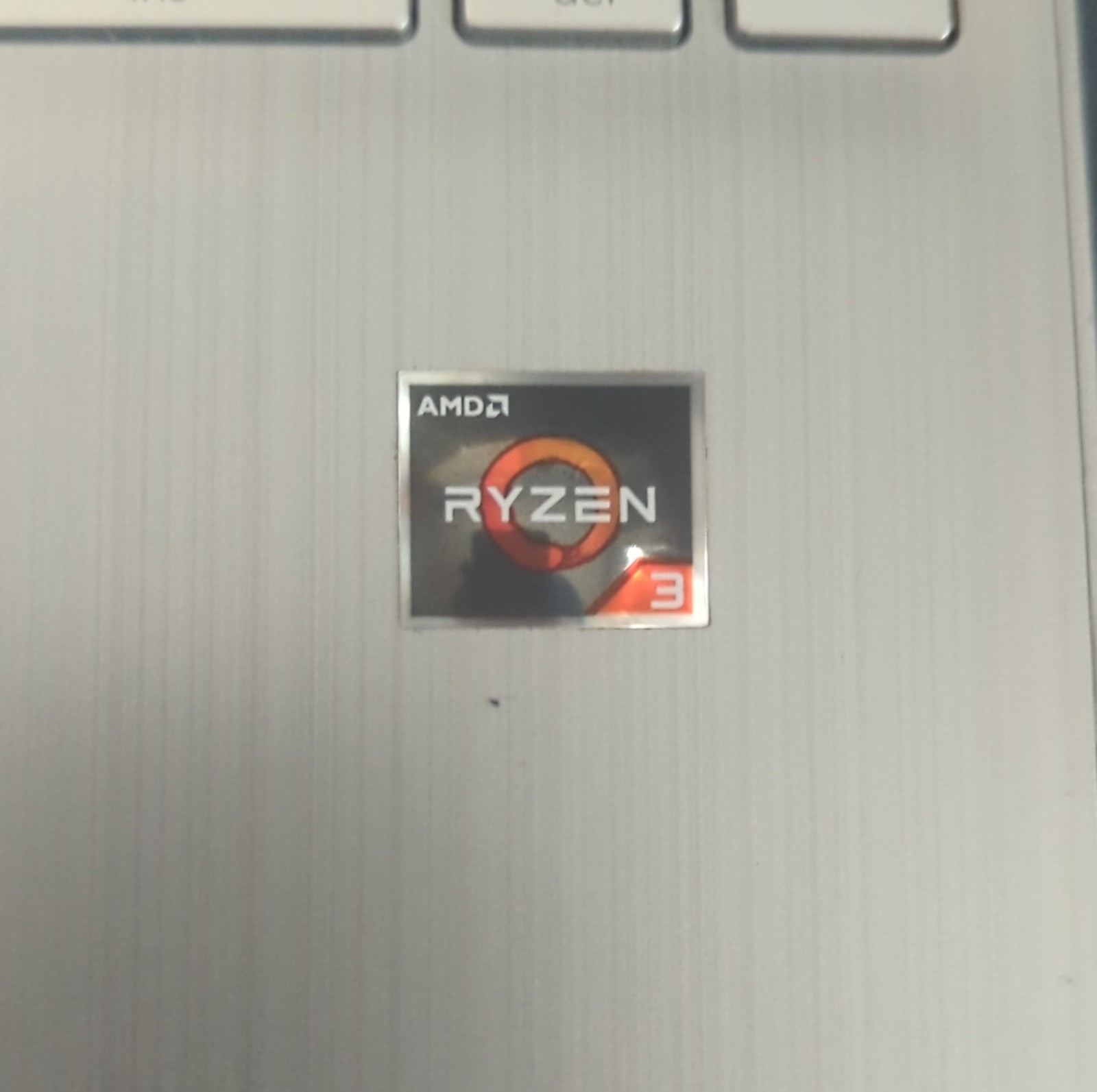 HP 15-dw0010wm 15.6″ Notebook Laptop AMD Ryzen 3 – Silver (*read desc.)