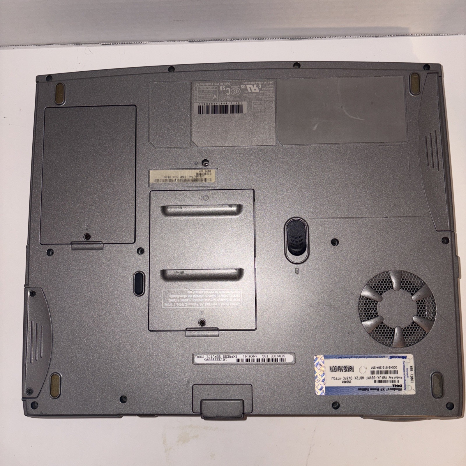 Dell Inspiron 1100 Laptop UNTESTED for Parts & Repair only