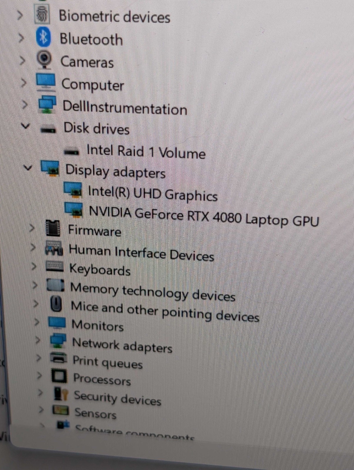 Dell Alienware M18 R1 13th Gen i9-13900HX 64GB 2TB RAID1 RTX4080 1920×1200 480Hz