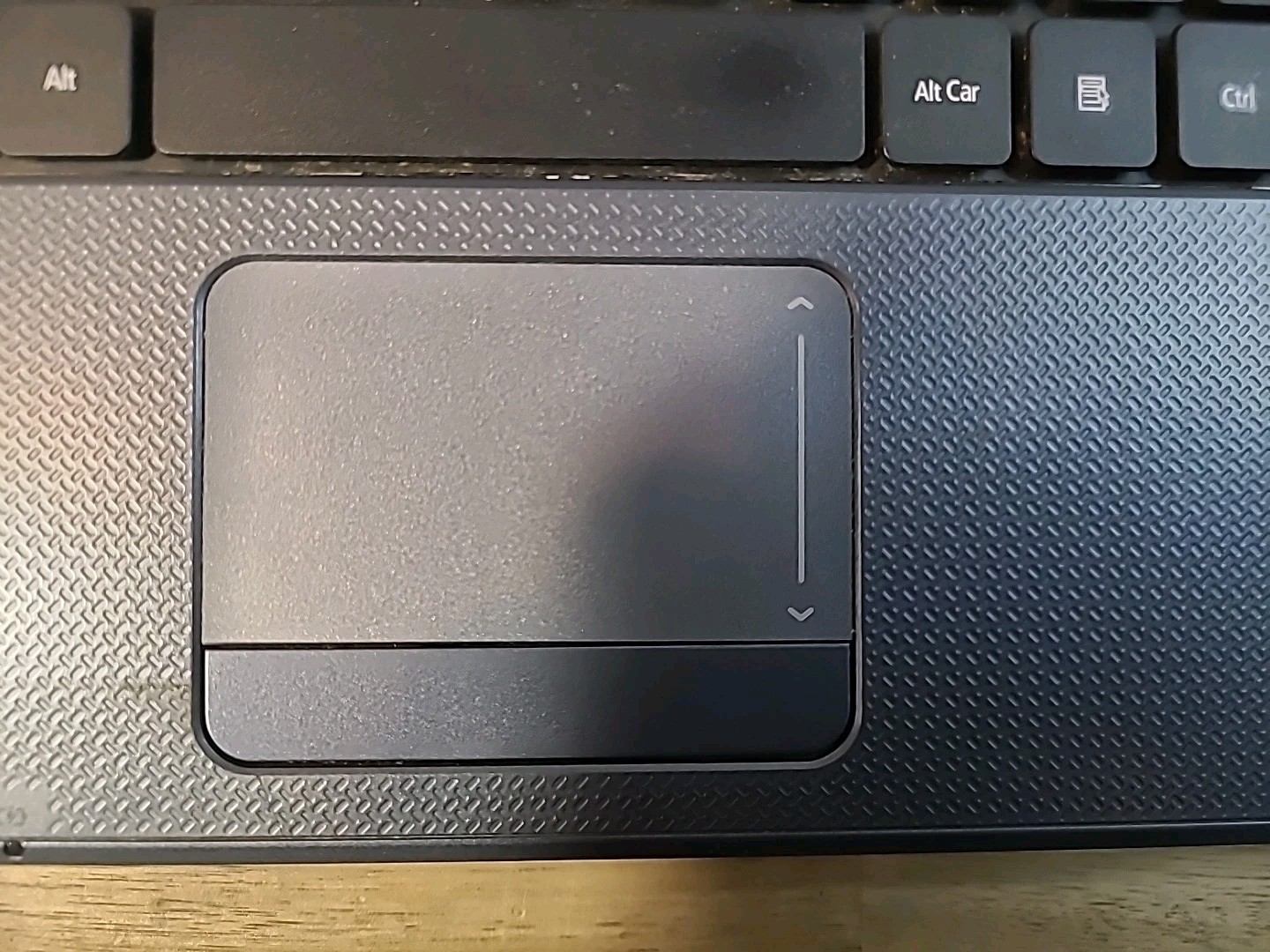 Acer Aspire 5733 Intel Core i3-380M 15.6″ Laptop (AS-IS) For Parts or Repair