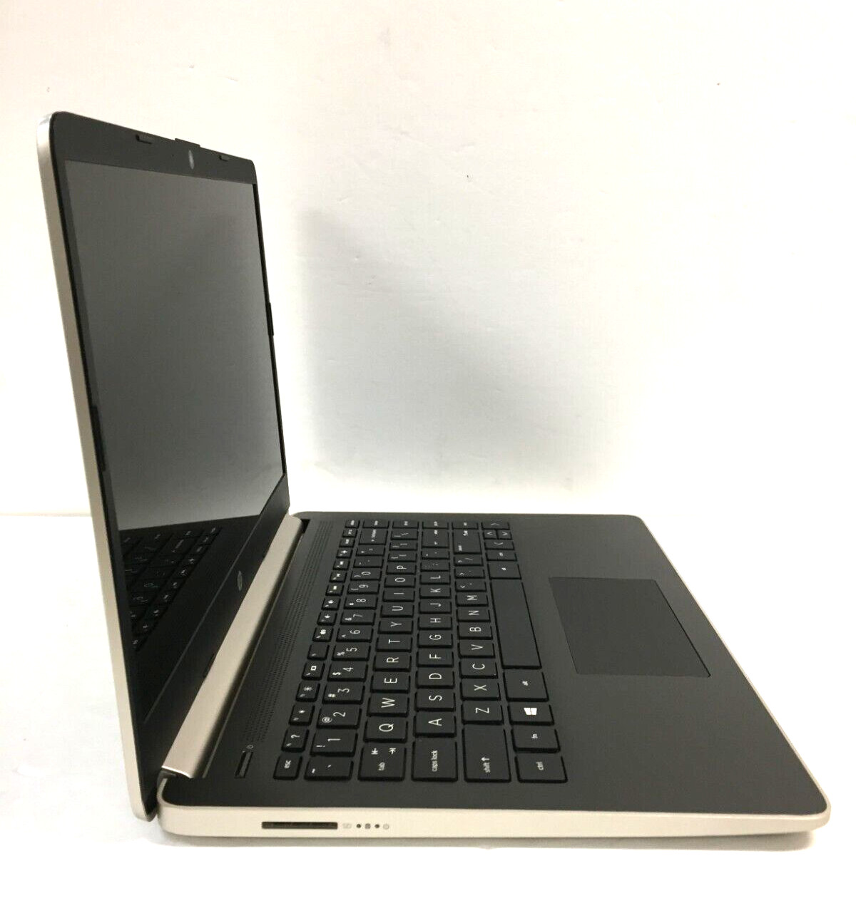 HP 14-dq0011dx 7FU46UA 14″ touchscreen Laptop/i3-8145U/4GB Ram/128GB SSD/W10H S