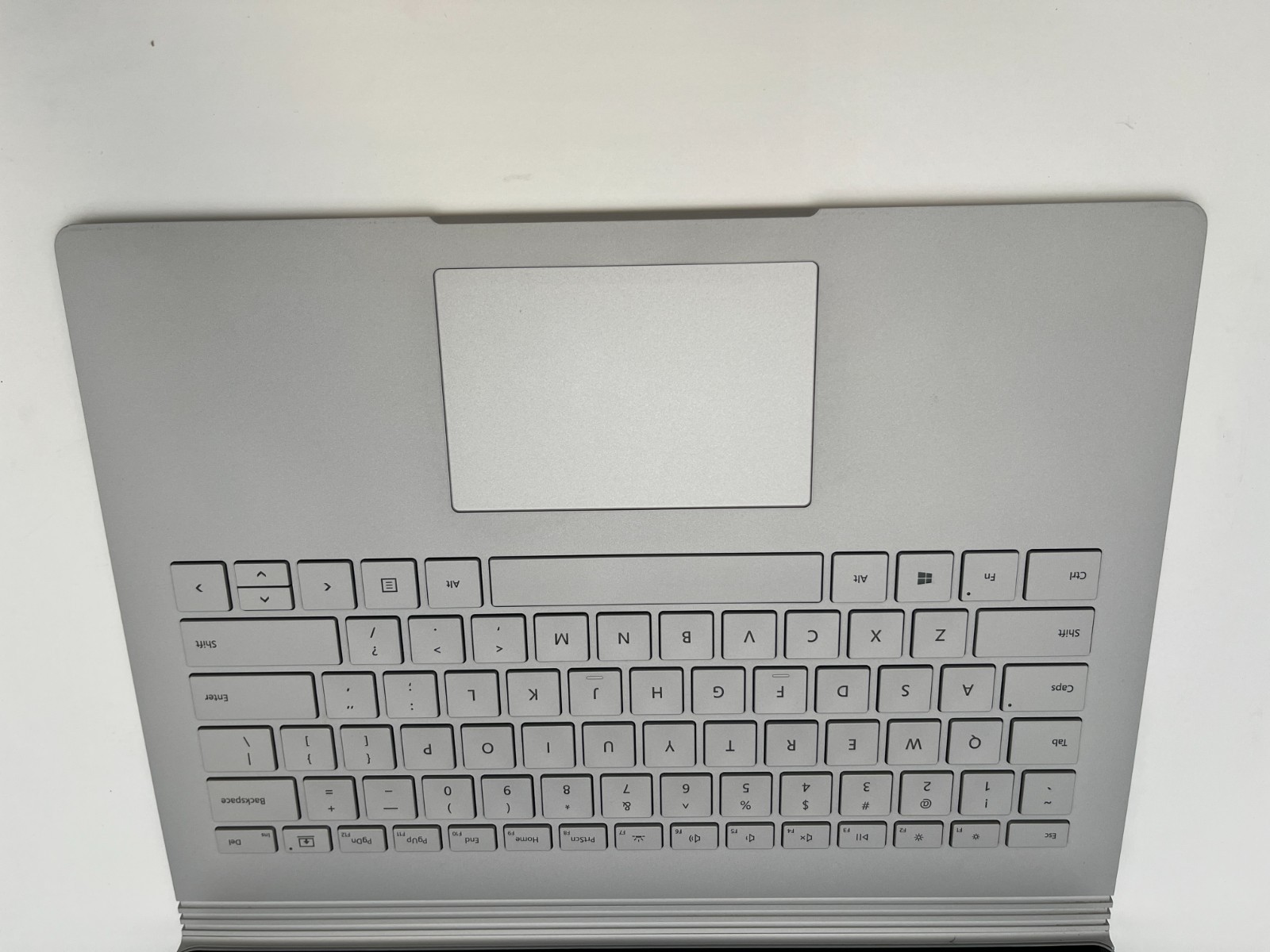 Microsoft Surface Book 2 i5-7300U@2.6 GHZ, 8GB 256GB Windows 11 Pro