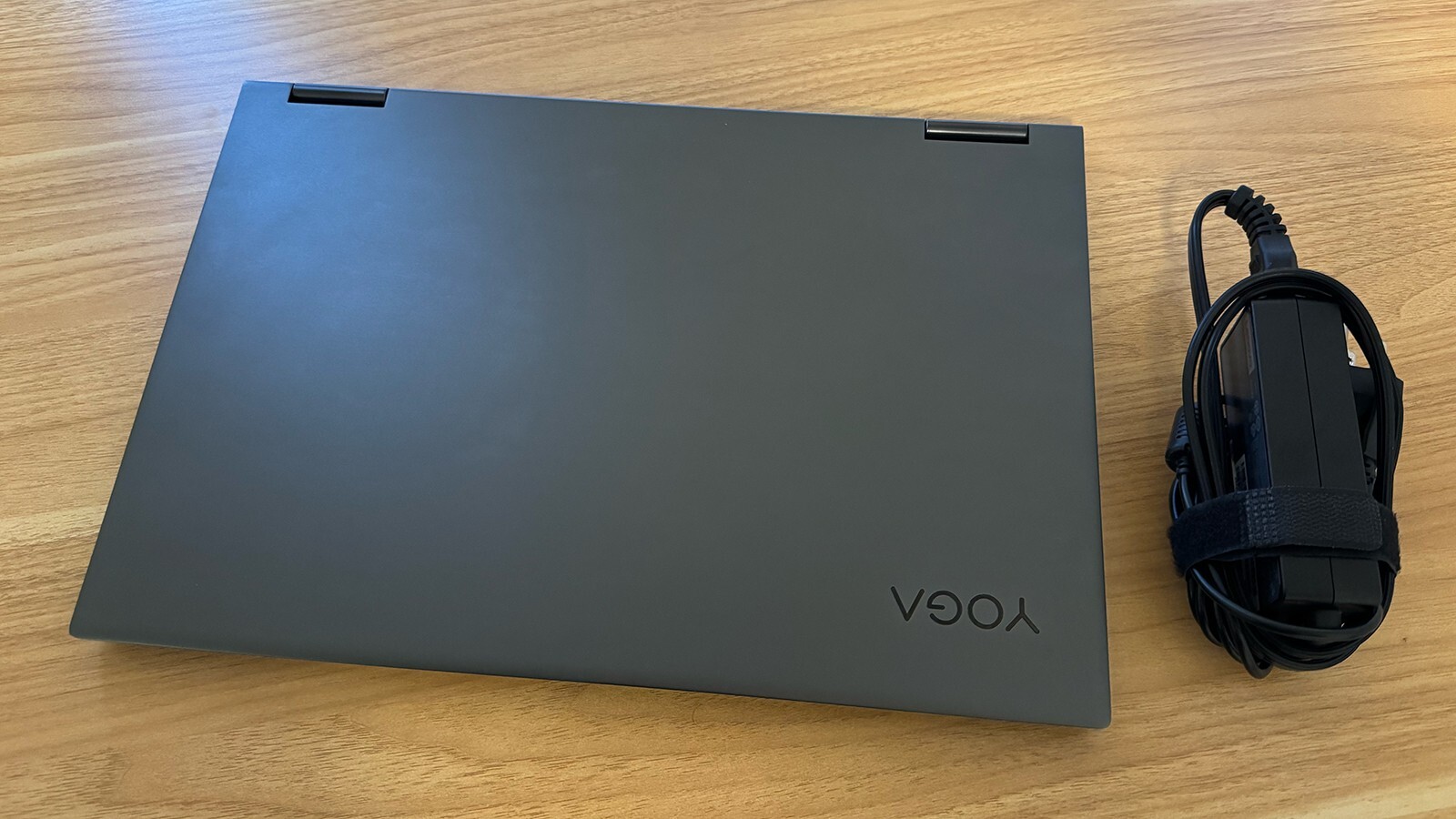 15.6″ Lenovo Yoga 730 1.6GHz Intel i5 Processor 8GB Memory 256GB SSD Window 11