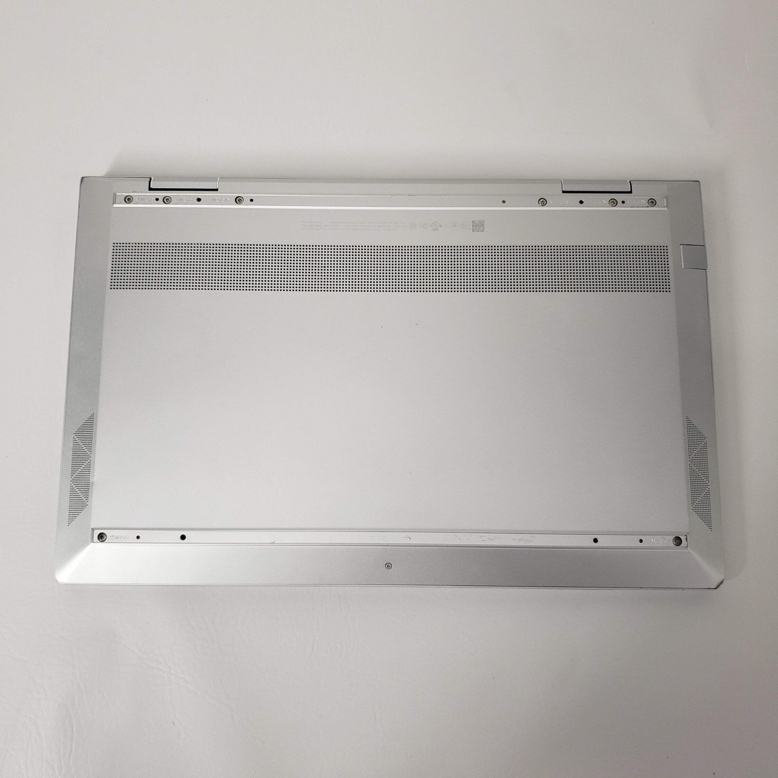 HP Envy x360 QGLET1H 15.6″ i5-1135G7 2.4GHz 32GB RAM 1TB SSD