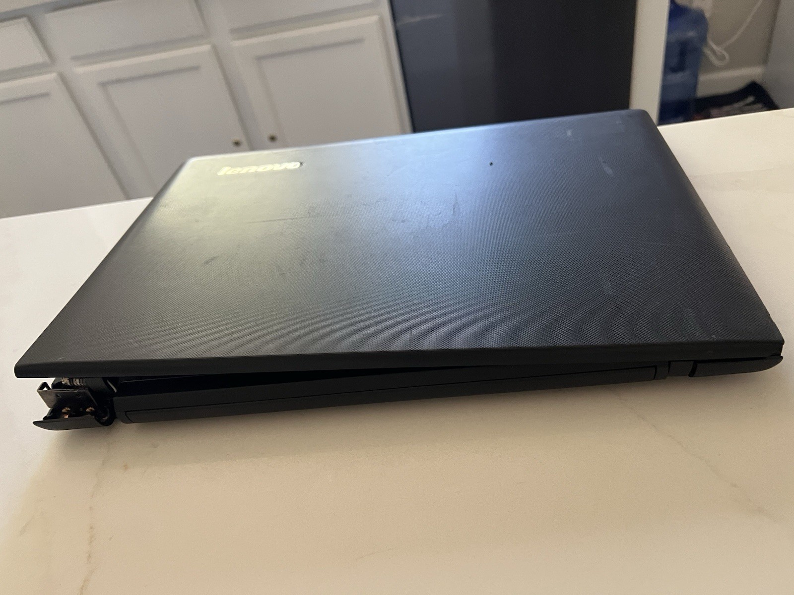 LENOVO G50 80 15.6 INTEL I3 4030U 4 Gig Ram READ DESCRIPTION
