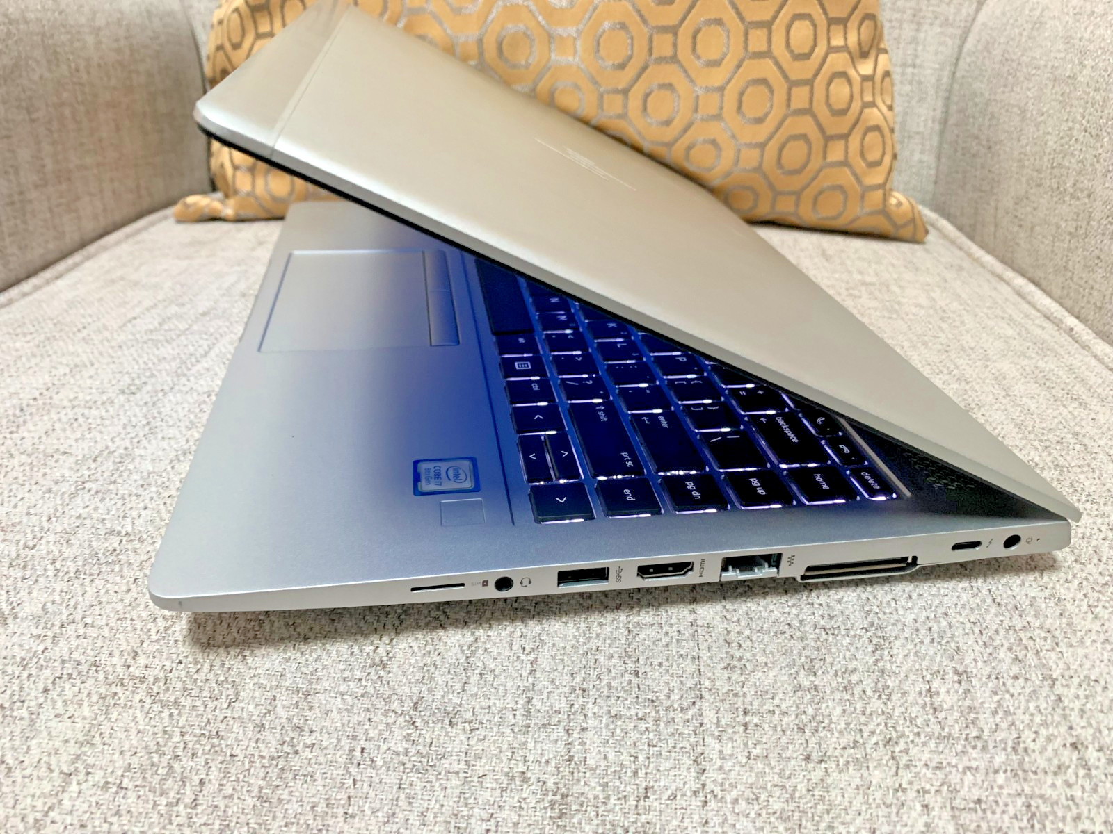 HP EliteBook 840 G6 14-inch Notebook 4G LTE i7-8565U 16GB RAM 250GB SSD
