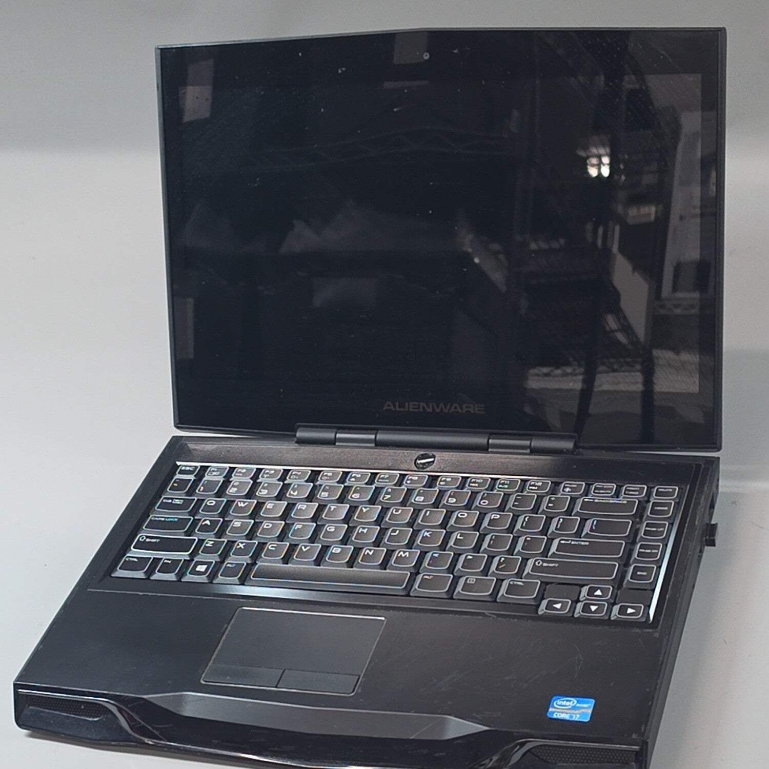 Alienware P18G 14″ i7-3740QM 2.7GHz 16GB RAM 700GGB SSD