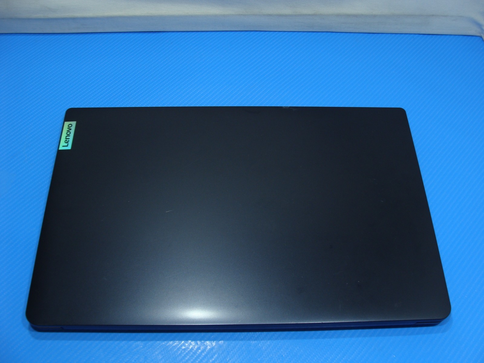 Lenovo IdeaPad 1 15AMN7 15.6″ FHD TOUCH Ryzen 5 7520U 2.8Ghz 8GB 256GB Win11Home