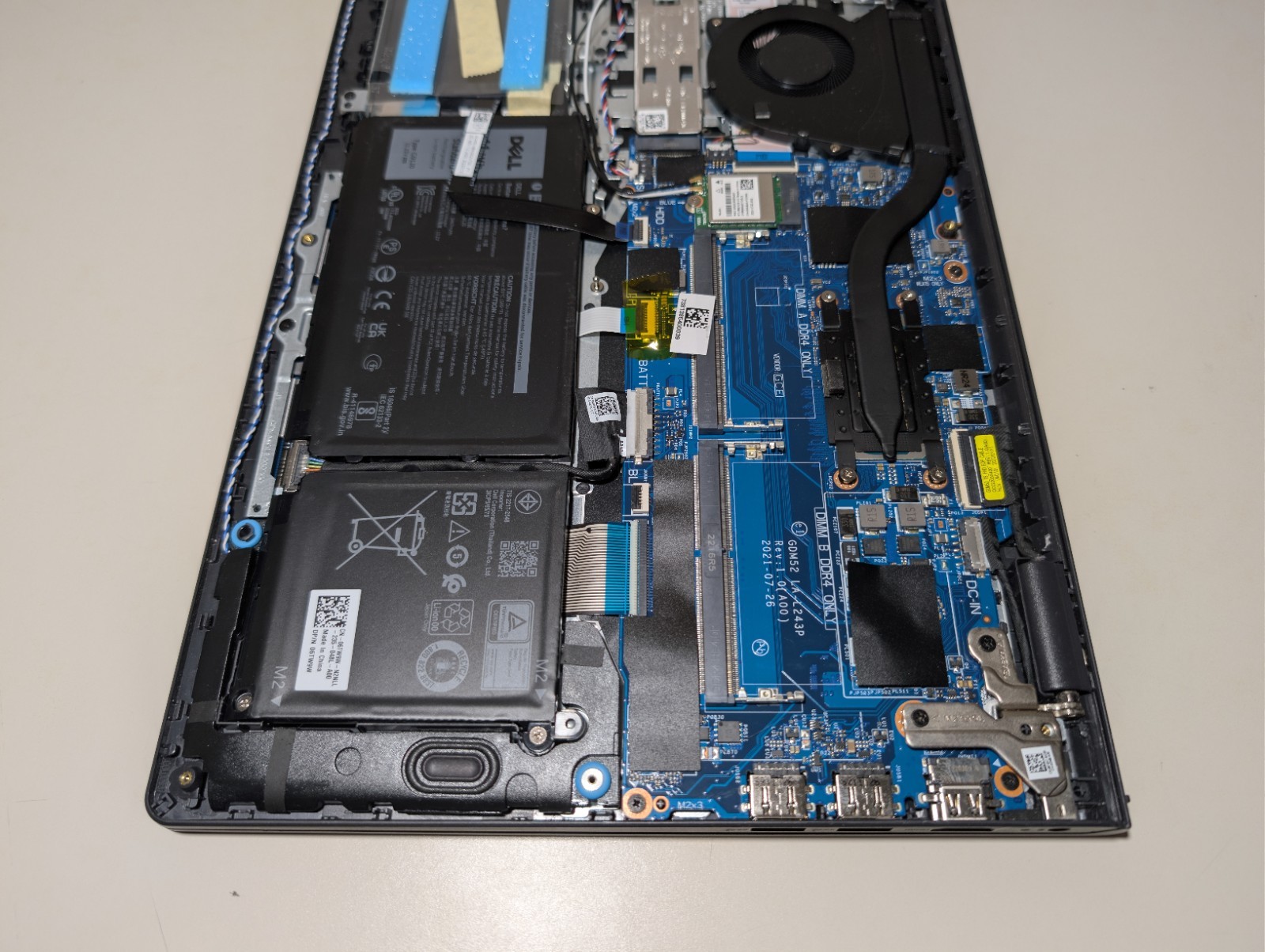 Read! DELL INSPIRON 15 3000 Touchscreen | i5-10th GEN NO RAM NO SSD