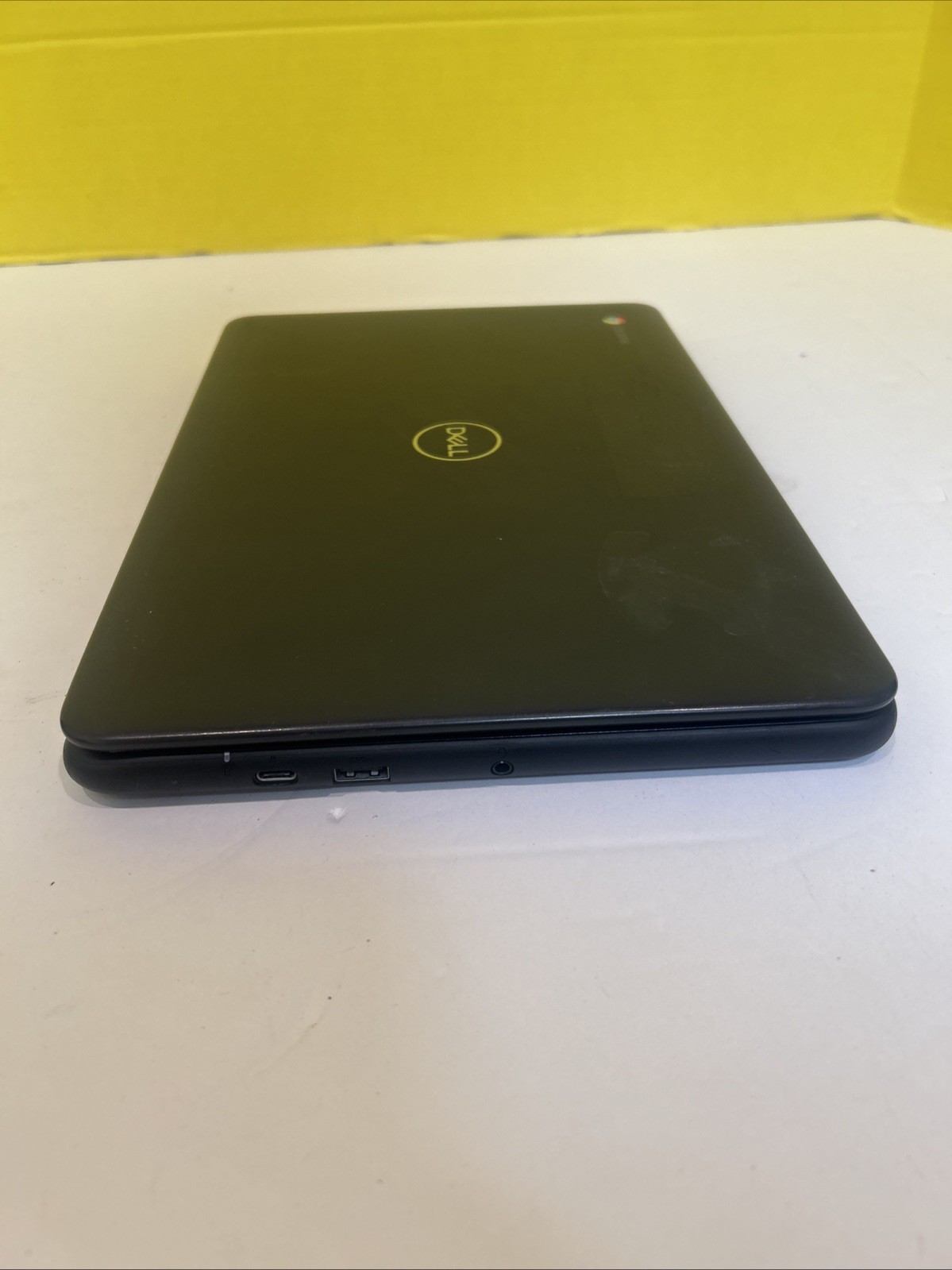 Dell Chromebook 3100 Touchscreen – Fully Functional – Screen Blemishes – No Char